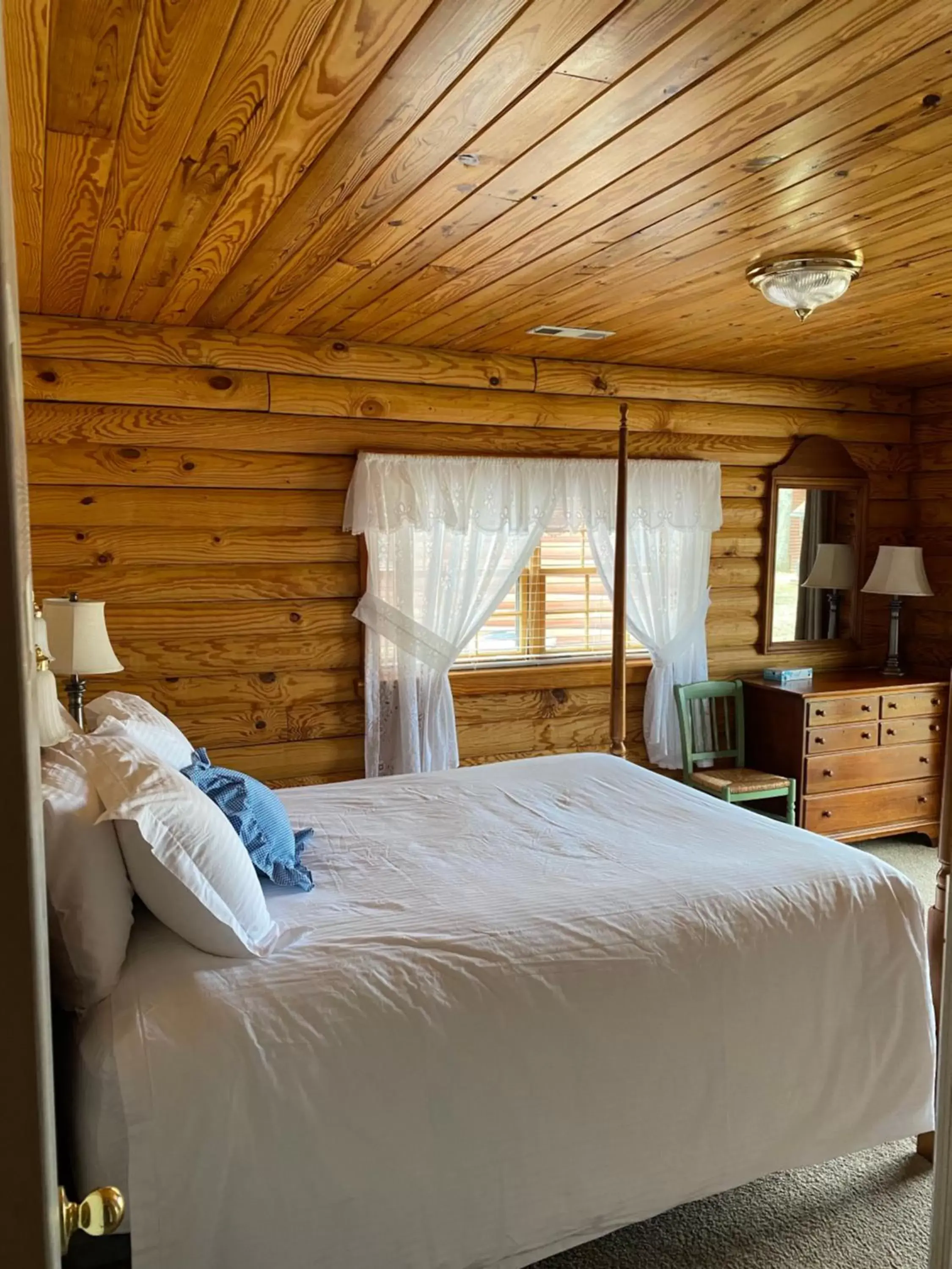 Bed in Crown Lake Resort & RV