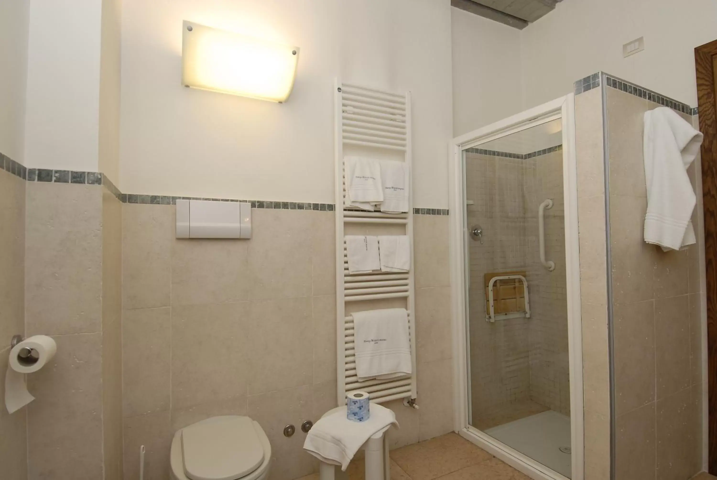 Bathroom in Albergo Bianchi Stazione