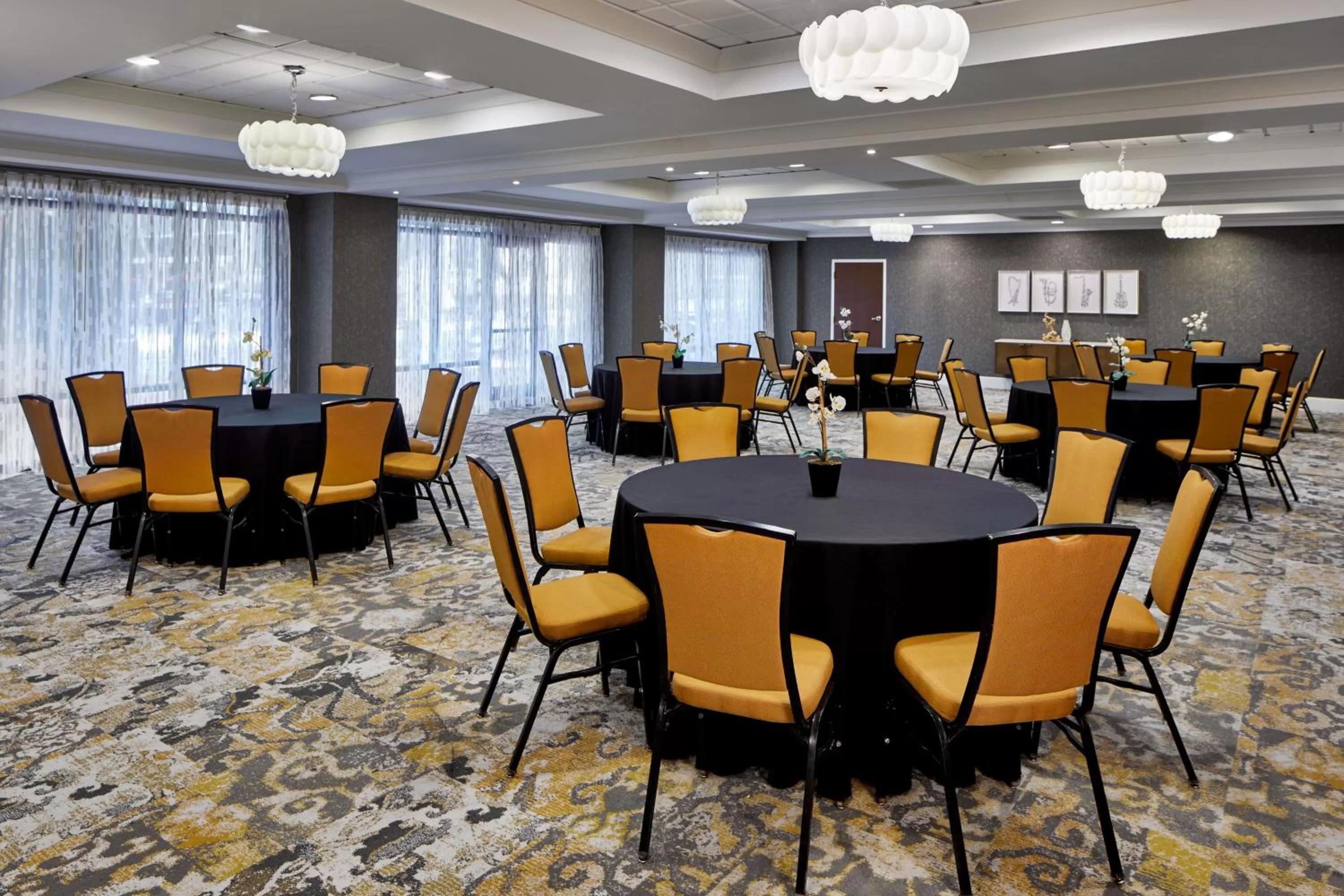 Meeting/conference room in SpringHill Suites Memphis Downtown