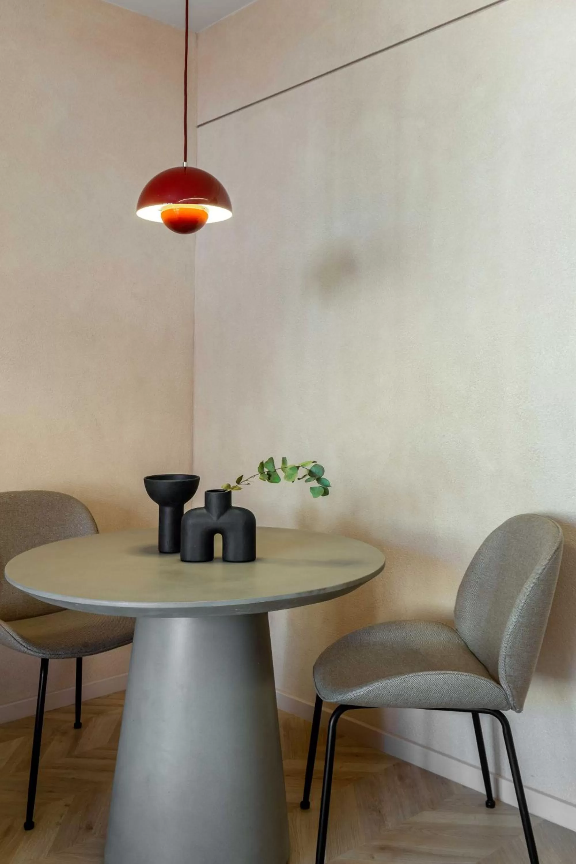 Seating area in The Newel Psychiko