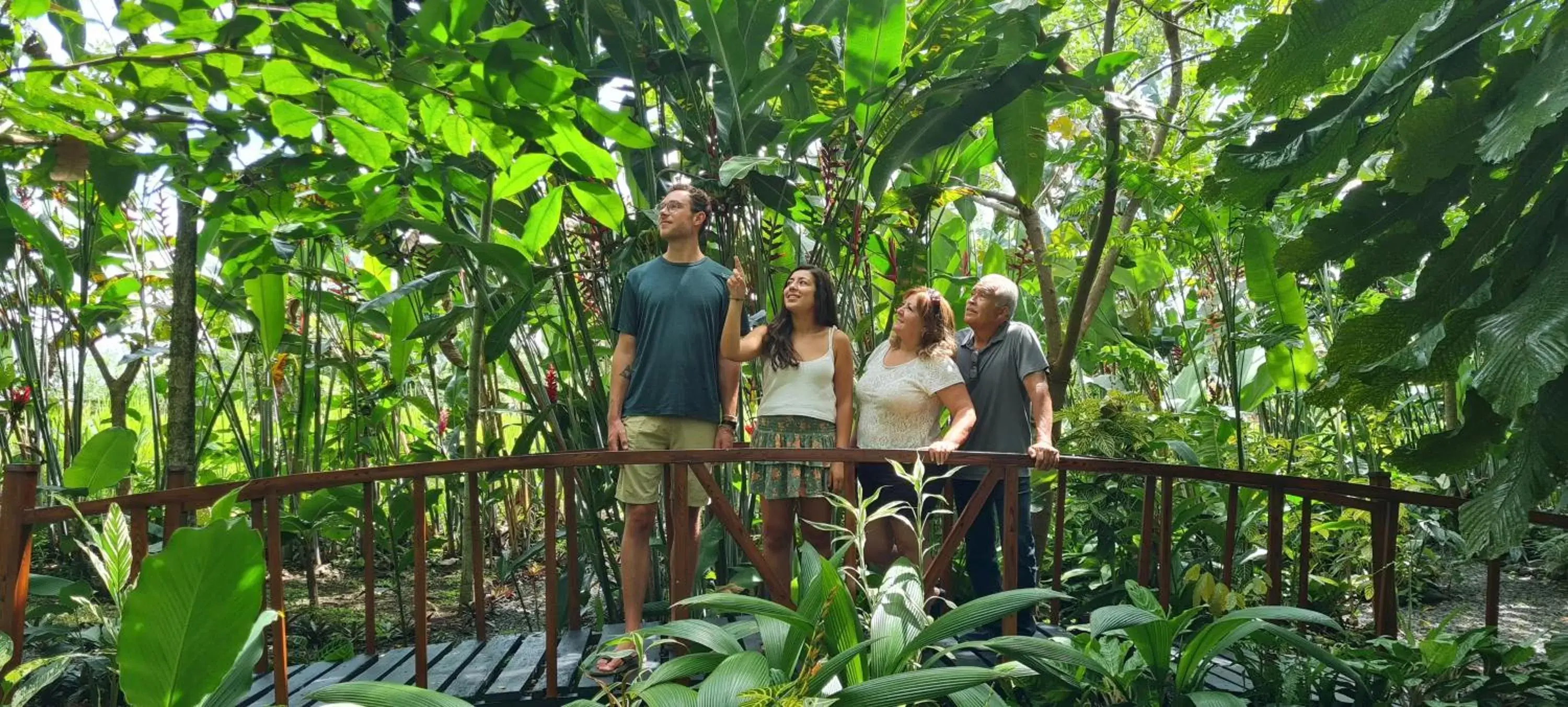 Garden, Guests in Hotel Vista del Cerro