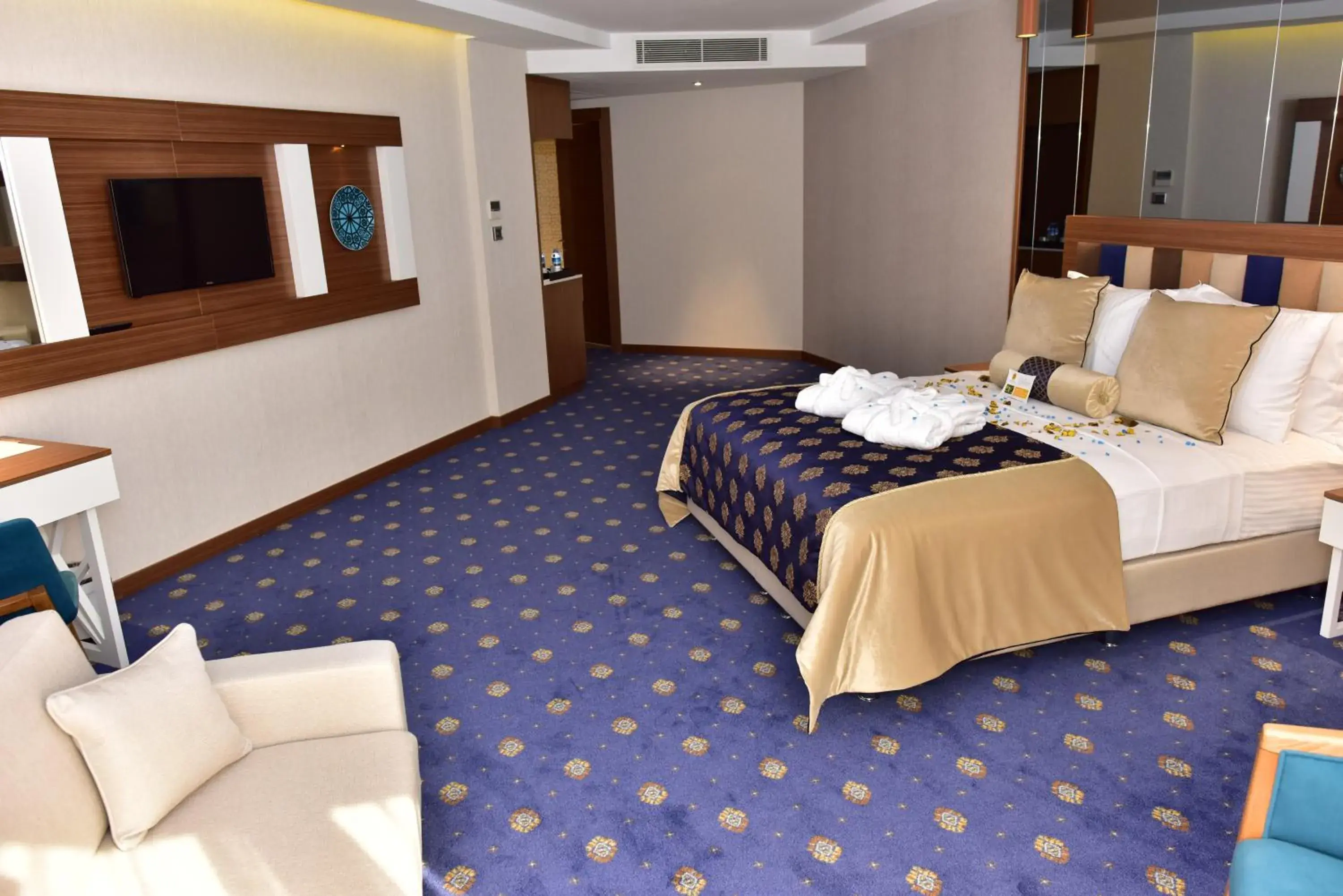 Staff, Bed in Giritligil Hotel Staff, Bed in Giritligil Hotel