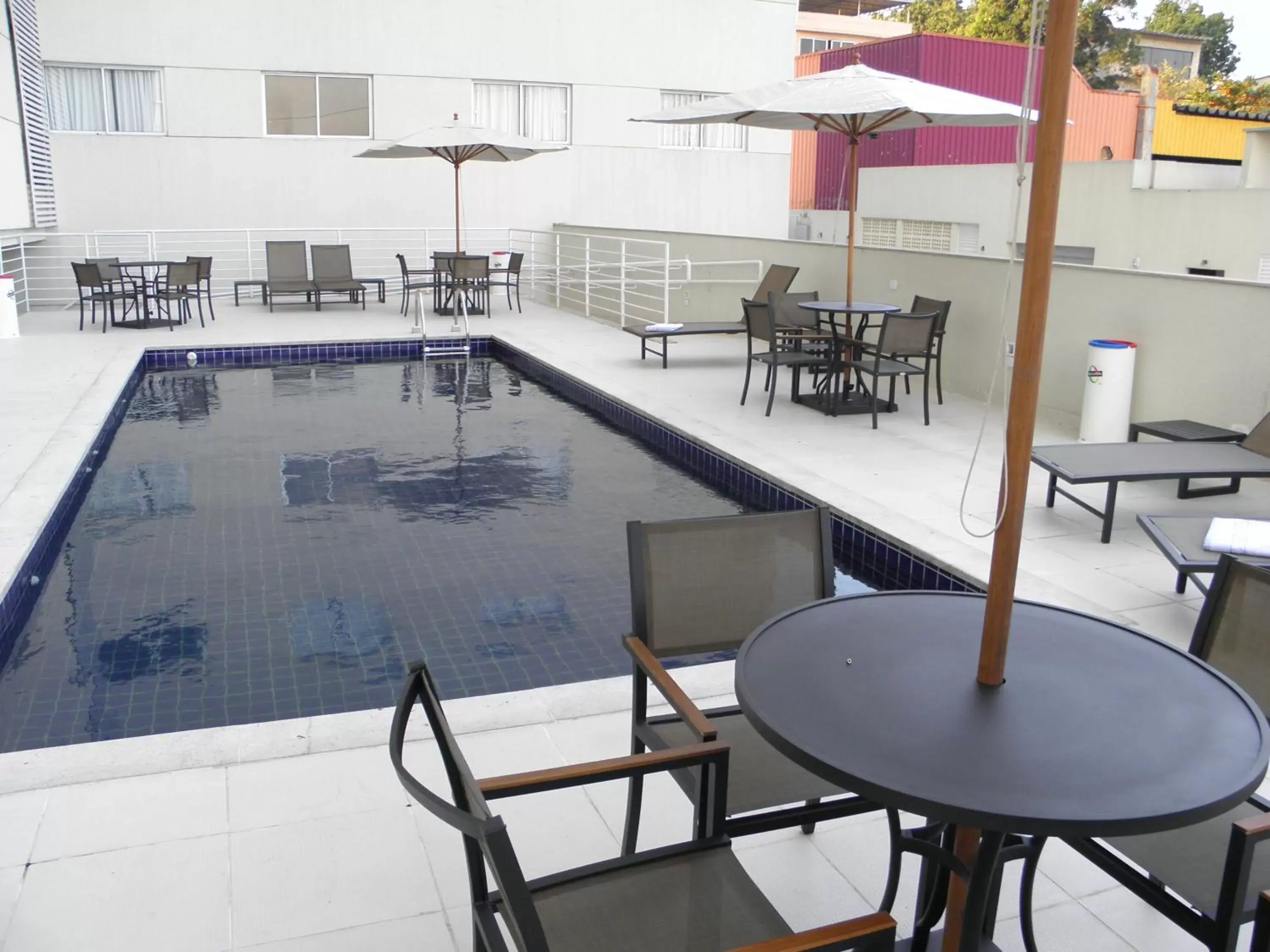 Swimming pool, Lounge/Bar in Nobile Inn Dutra Rio De Janeiro