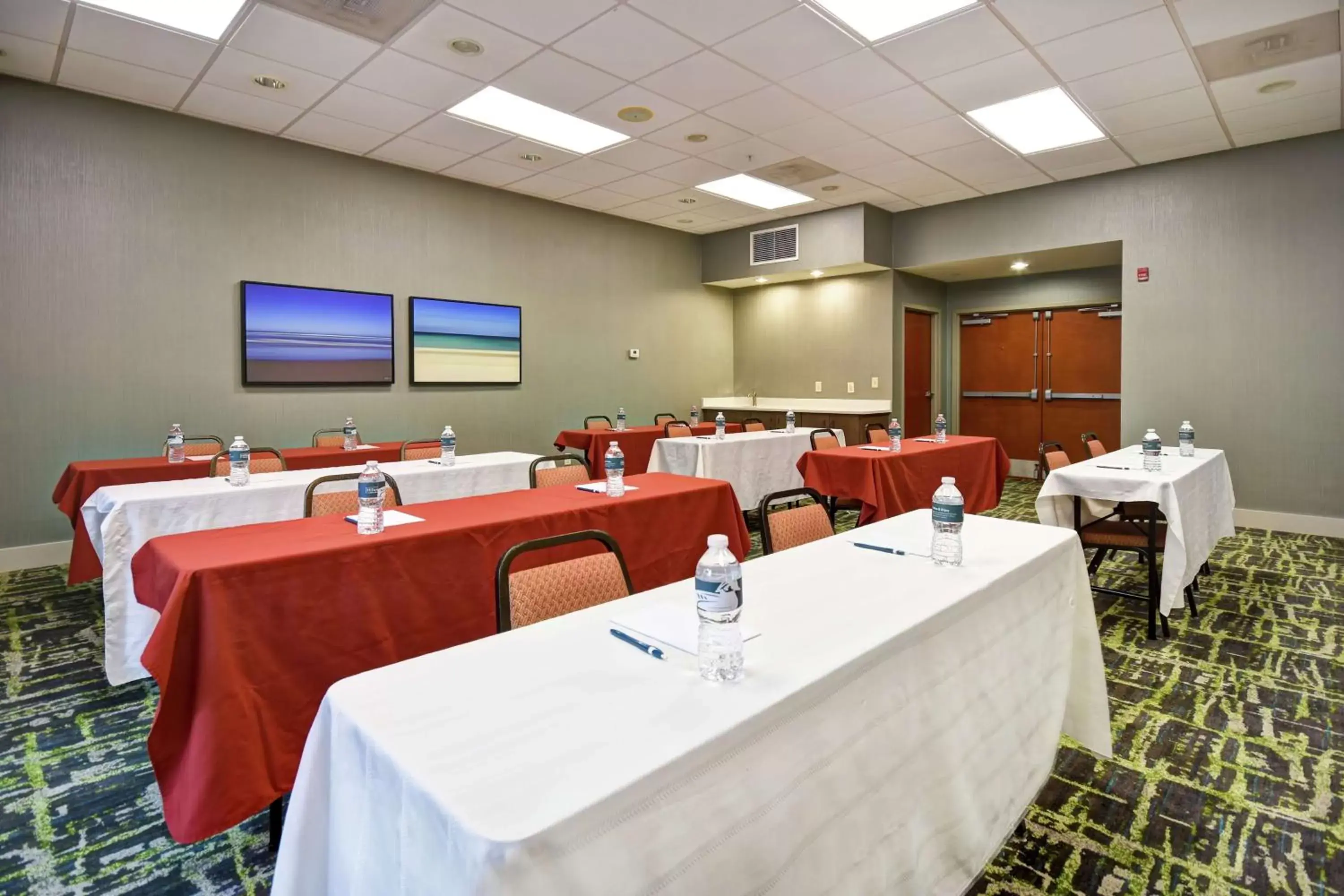 Meeting/conference room in Homewood Suites by Hilton Ocala at Heath Brook