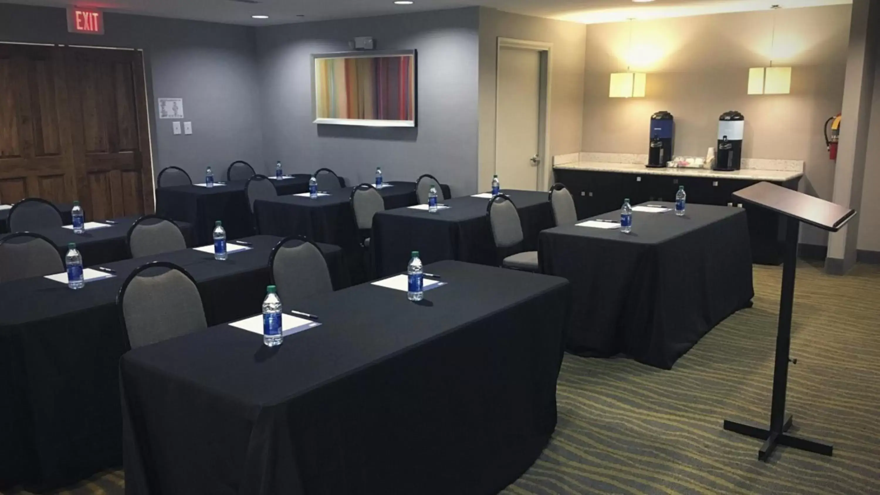 Meeting/conference room in Holiday Inn Express & Suites Jackson Downtown - Coliseum, an IHG Hotel