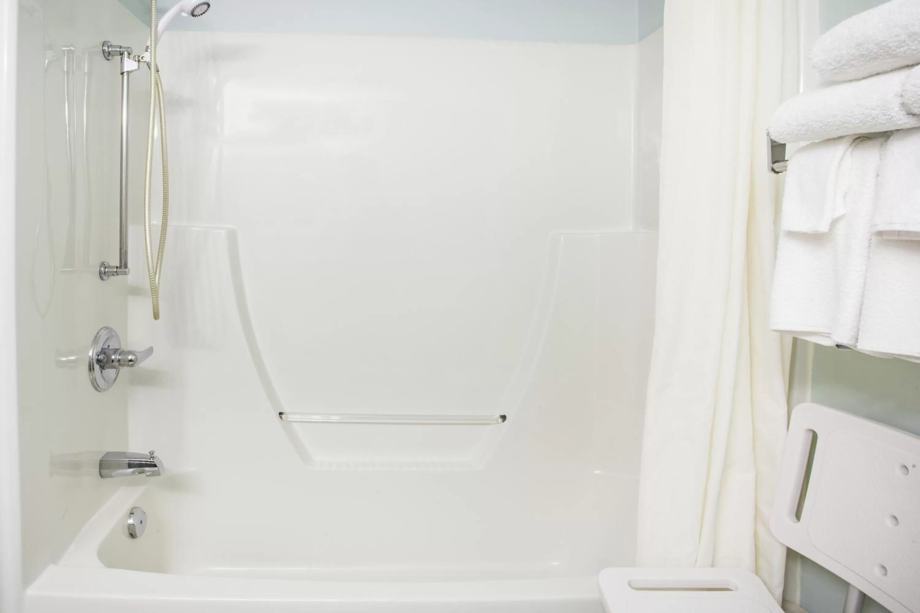 Property building in Super 8 by Wyndham Kindersley