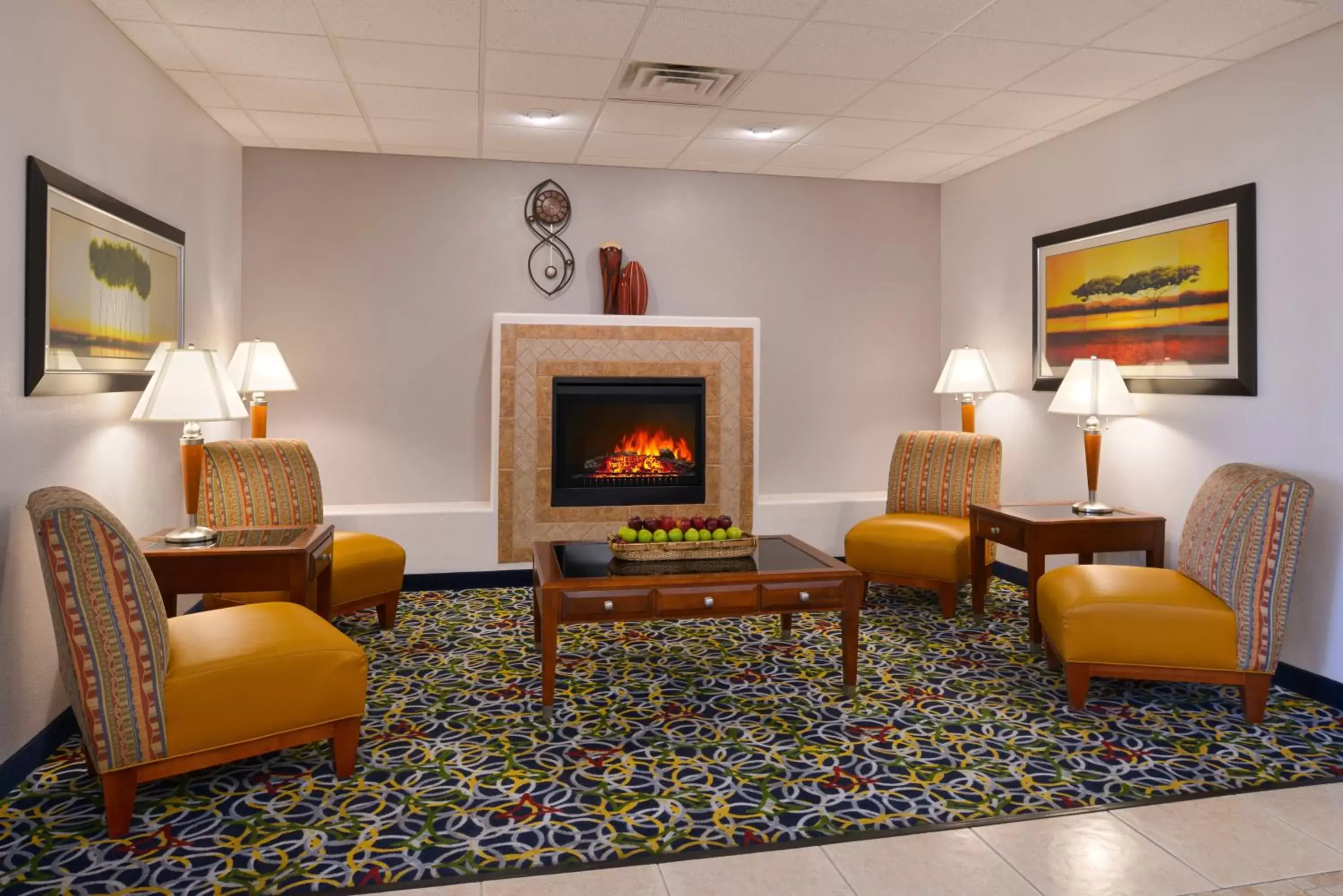 Lobby or reception, Seating Area in Holiday Inn Express Hotel & Suites Alamosa, an IHG Hotel