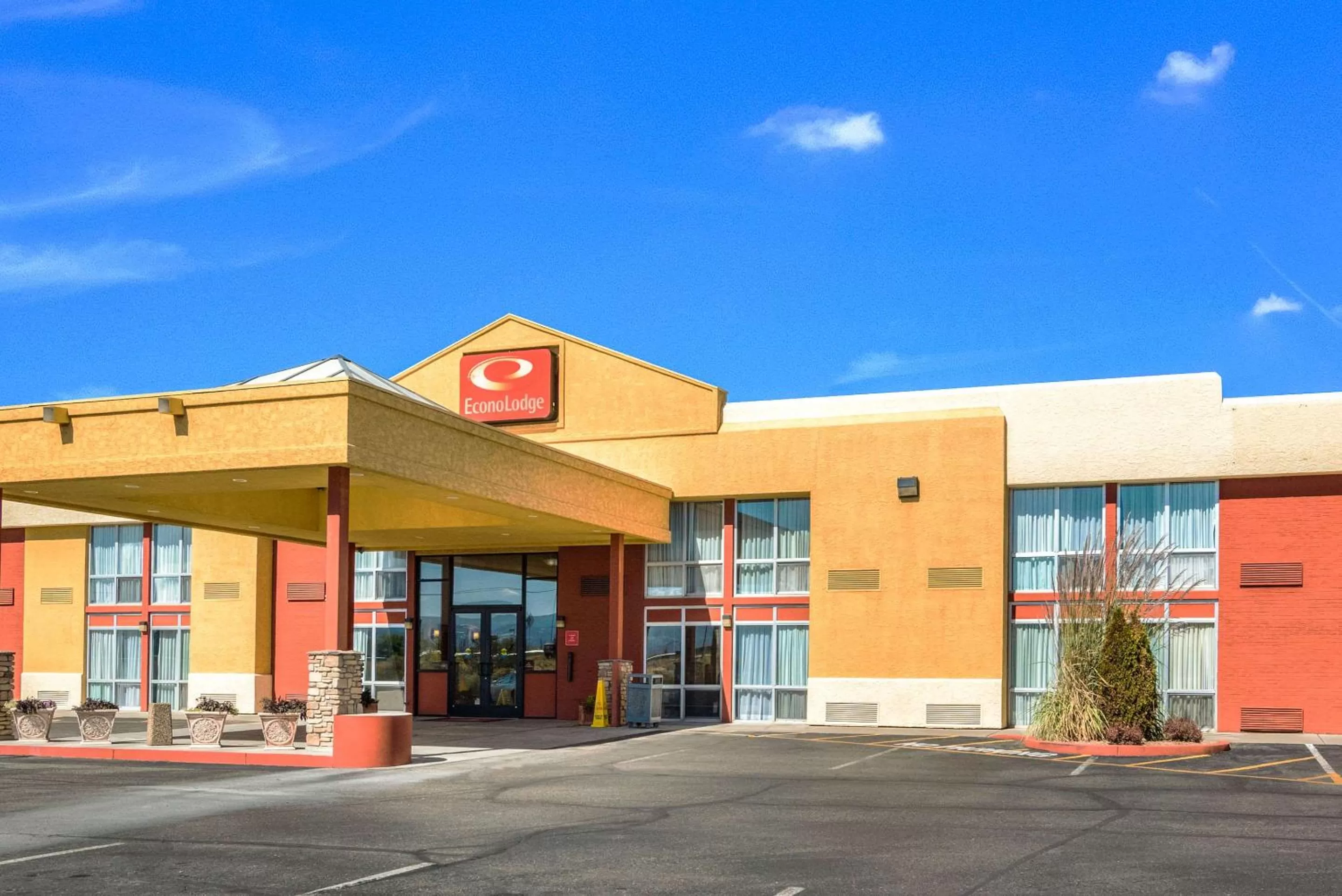 Property building in Econo Lodge Grand Junction North