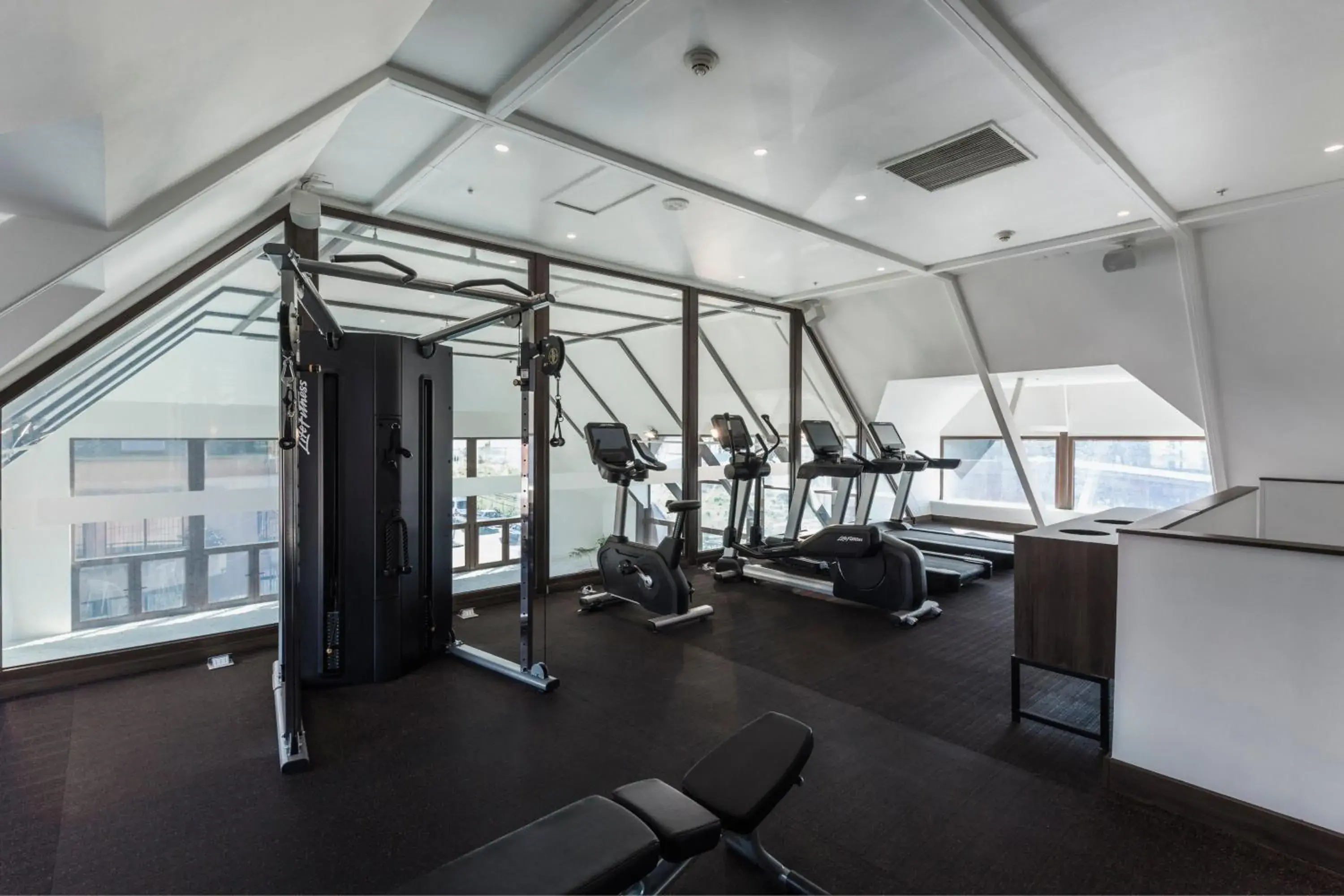 Fitness centre/facilities, Fitness Center/Facilities in Courtyard by Marriott Puerto Montt