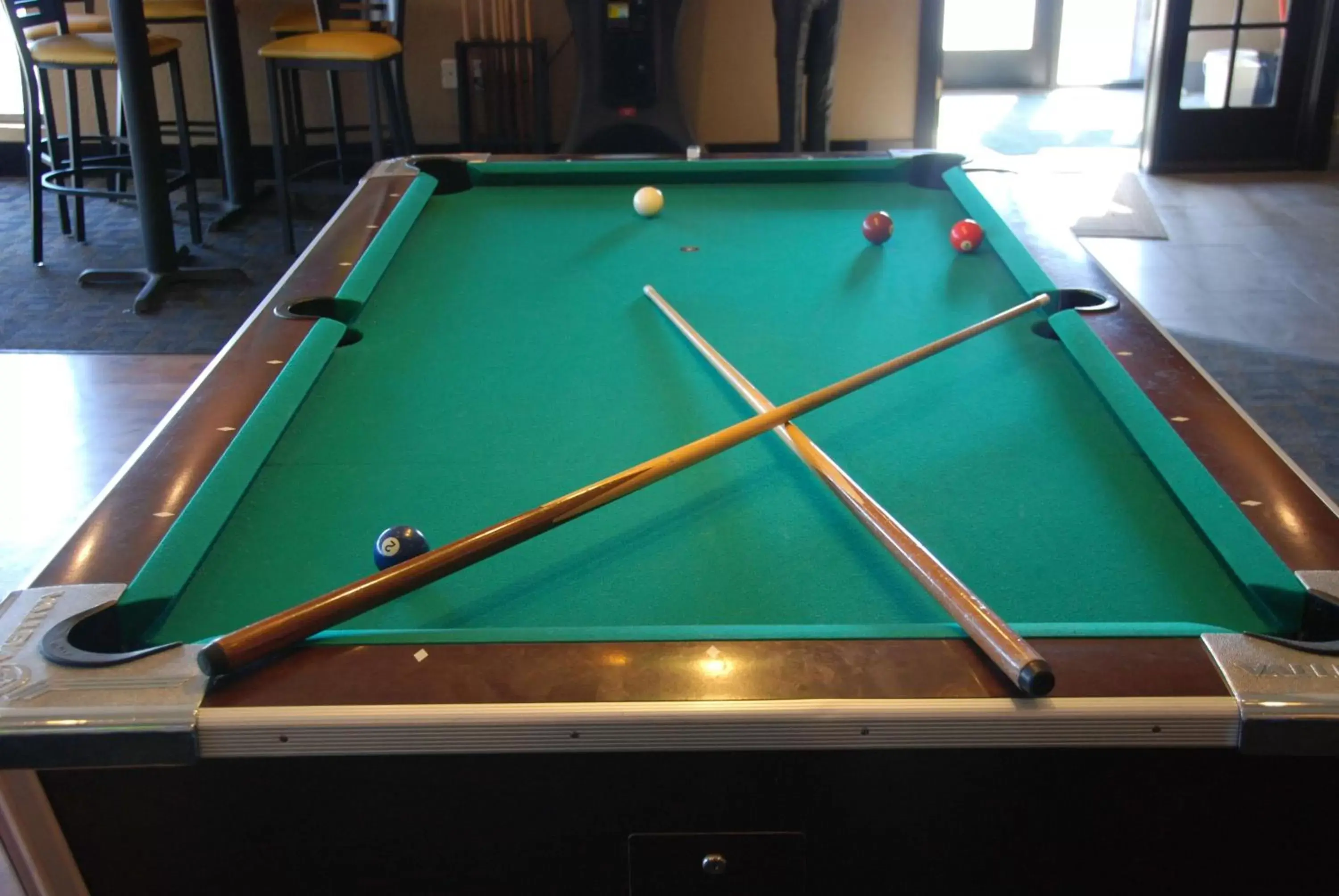 Restaurant/places to eat, Billiards in Best Western Baraboo Inn