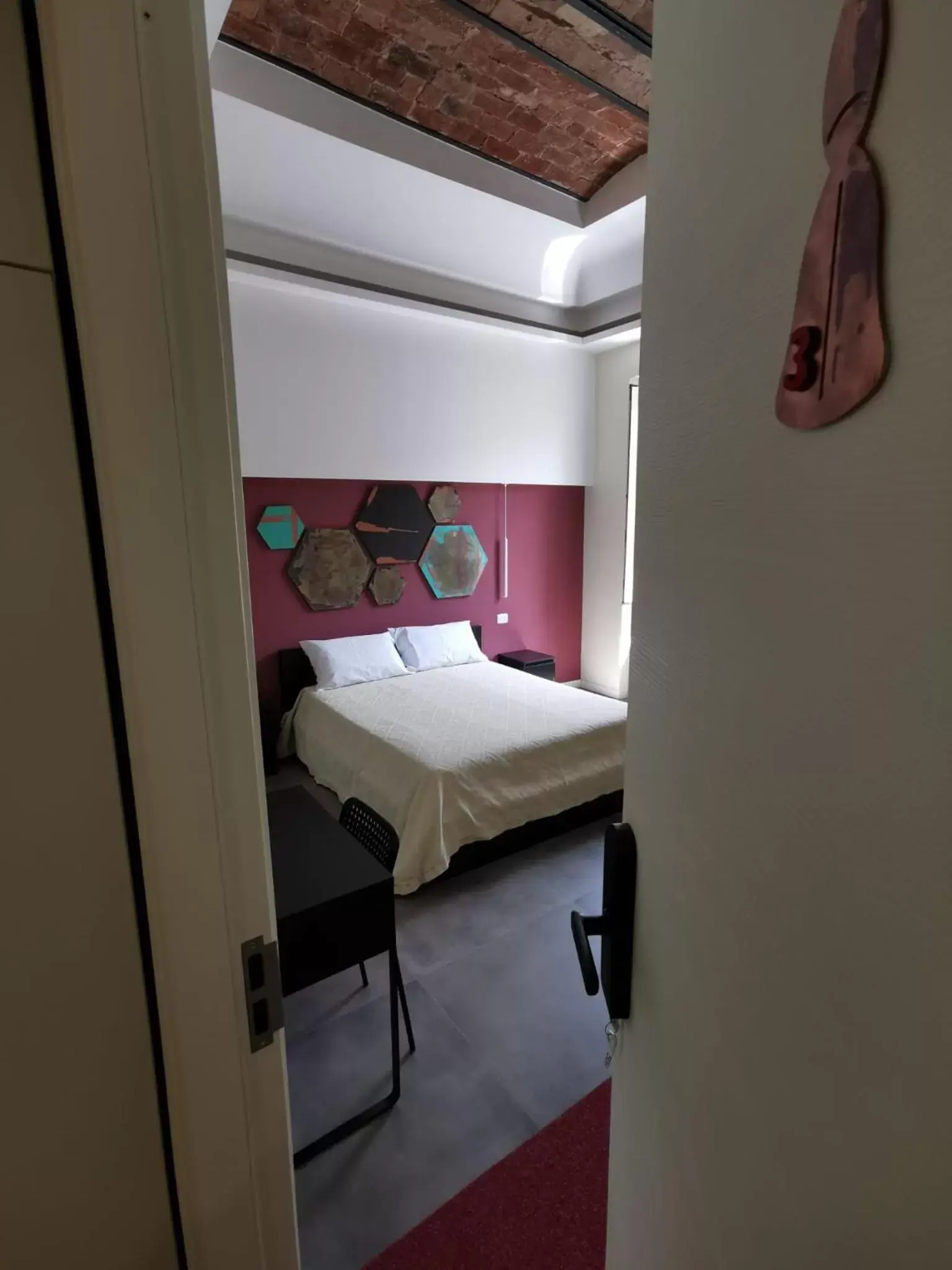 Photo of the whole room, Bed in A I R NaCasaBella Napoli
