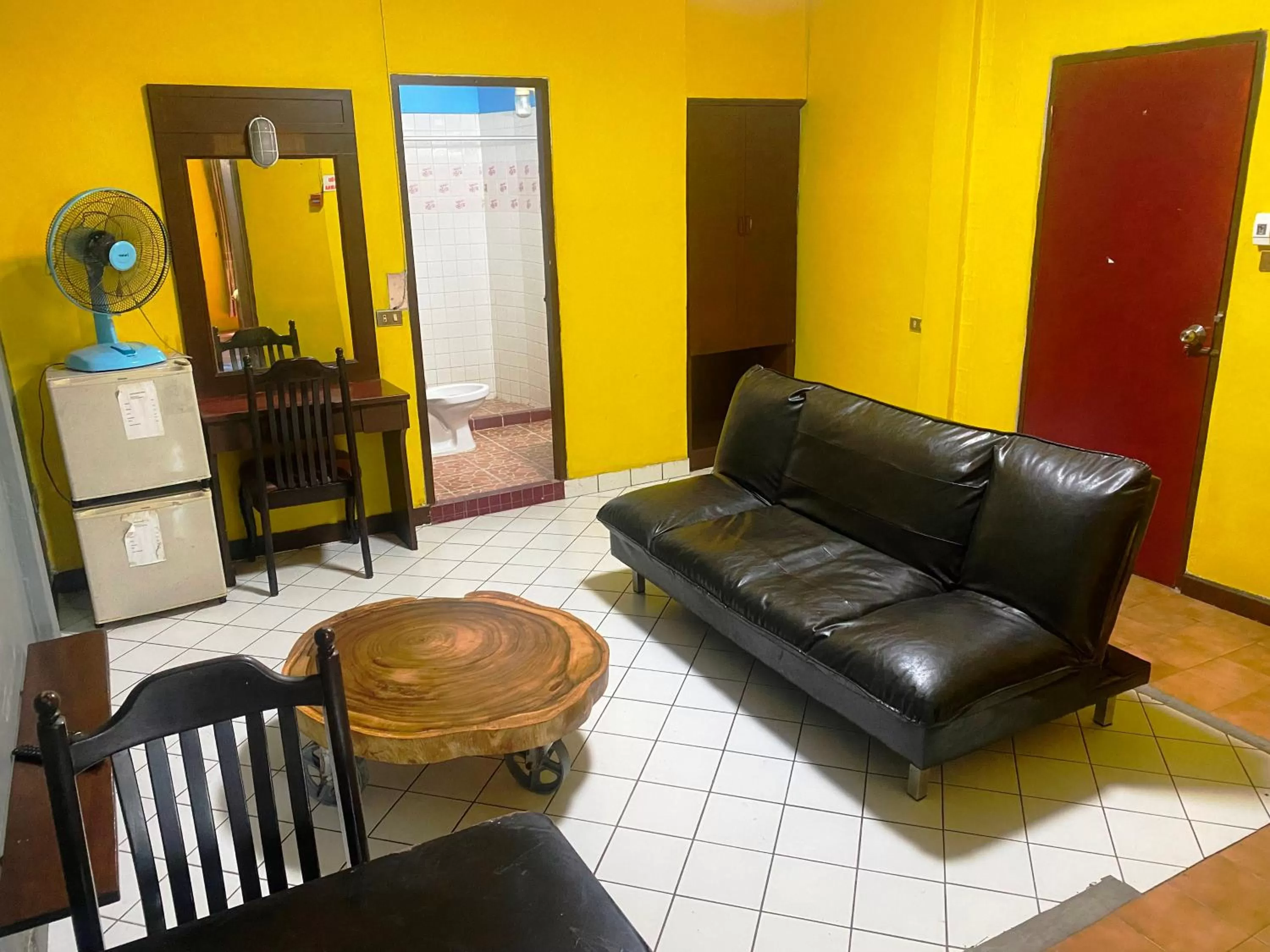 Living room in Riviera Beach