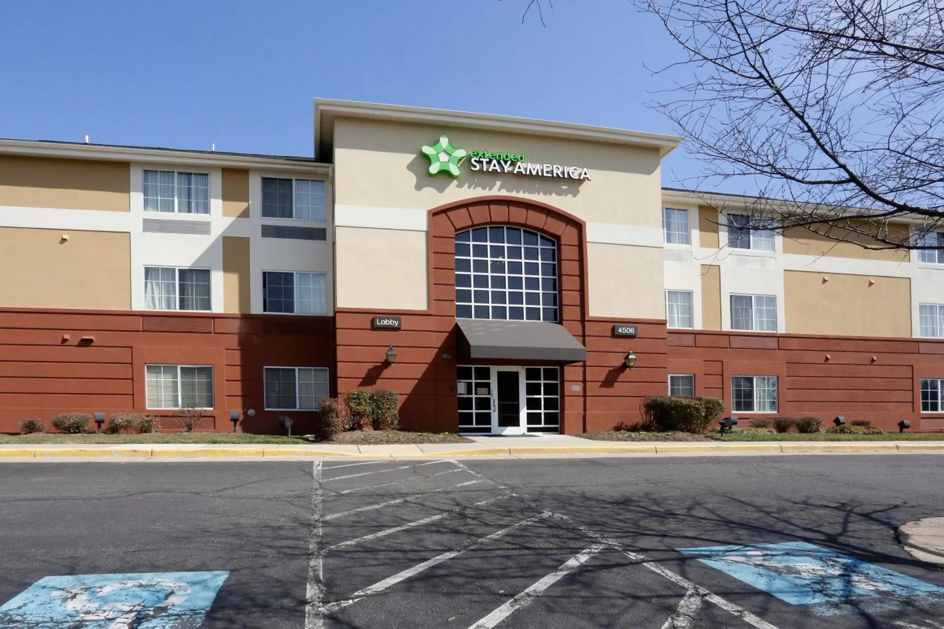 Property building in Extended Stay America Suites - Washington, DC - Chantilly - Airport