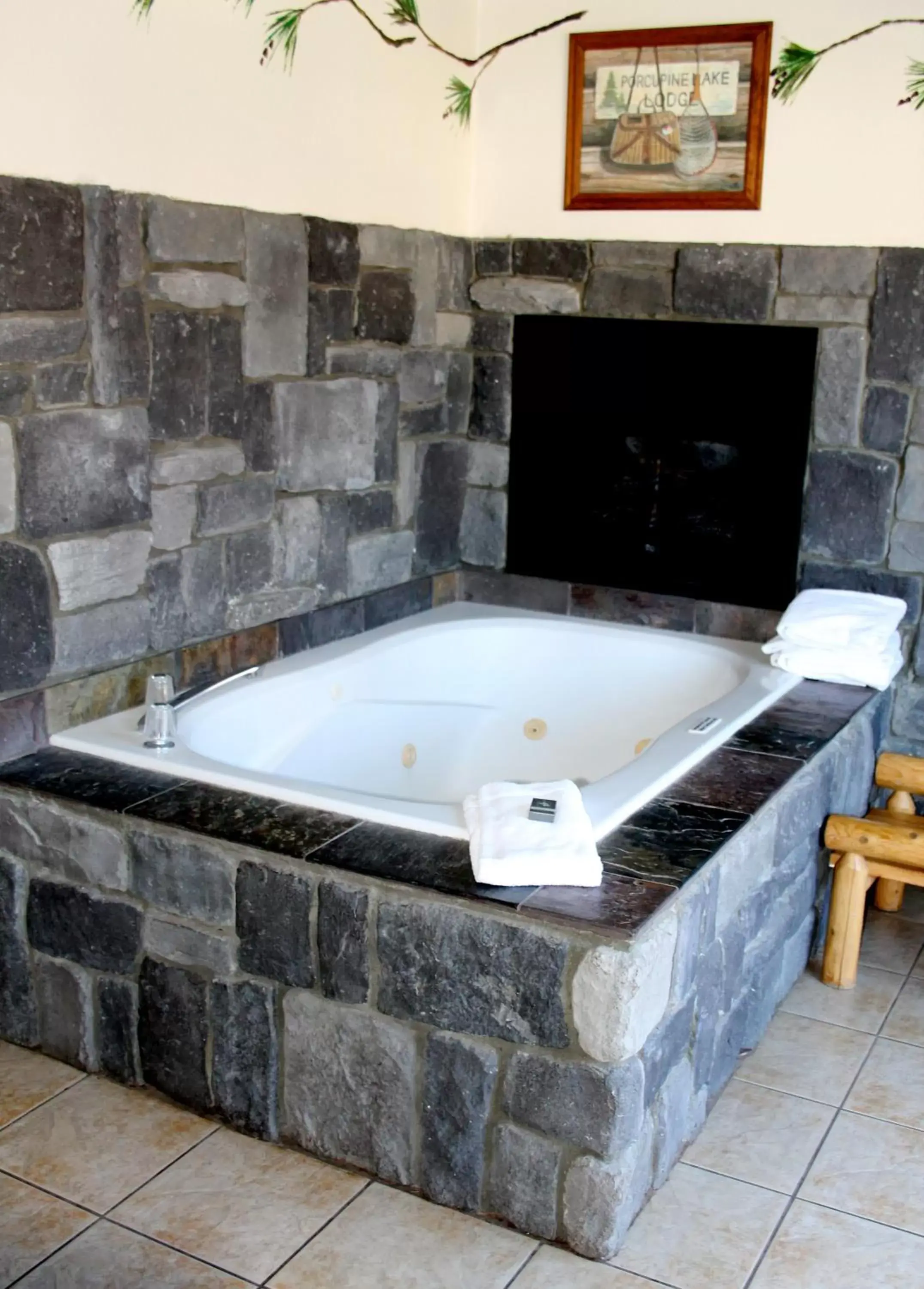 Hot Tub in Fireside Lodge