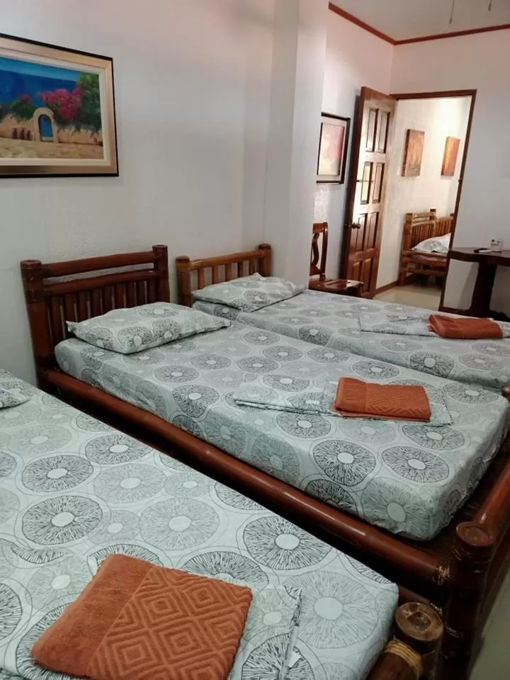 Bed in Marina Village