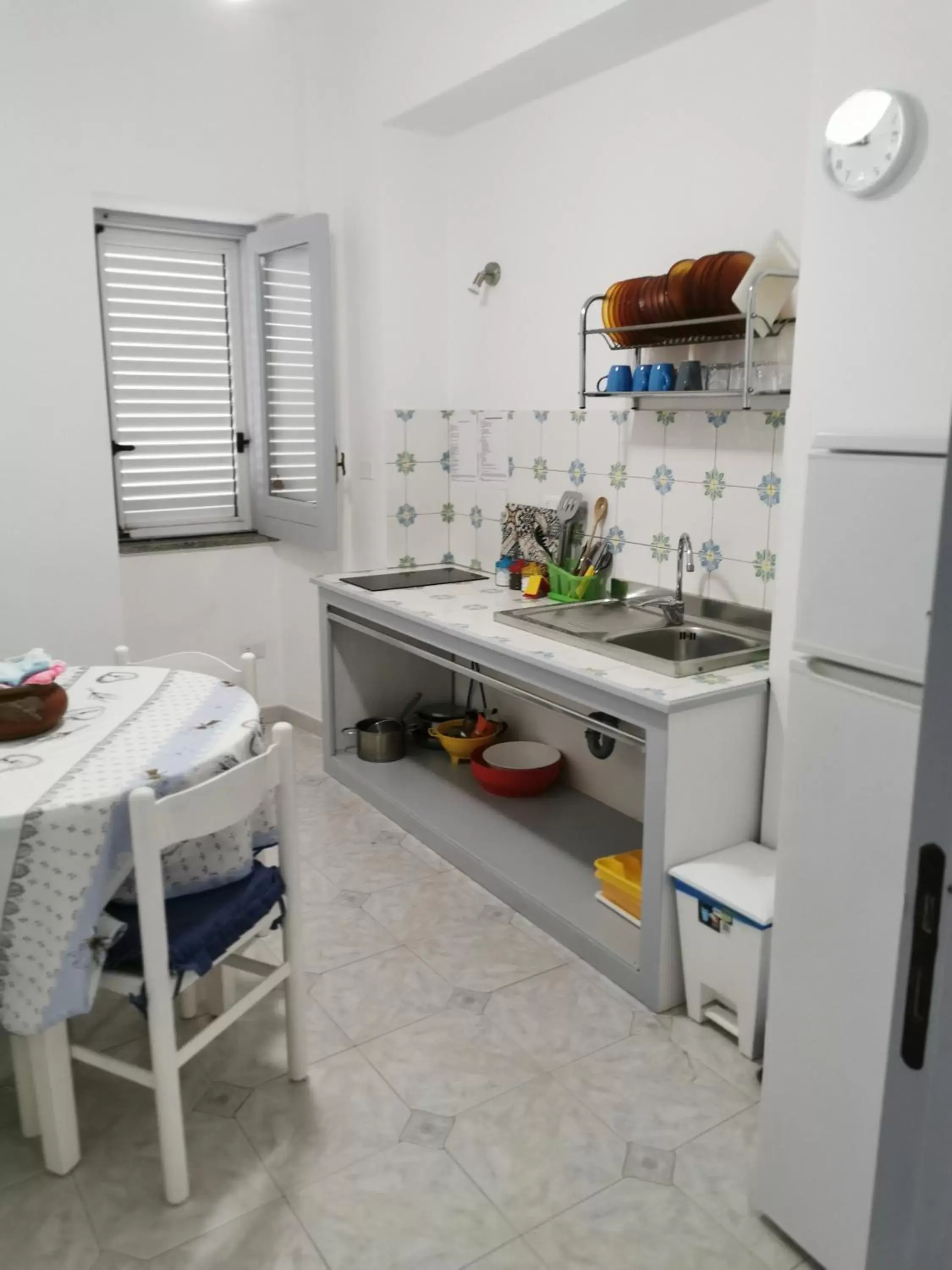 Kitchen or kitchenette, Kitchen/Kitchenette in Lo Nardo Accommodation