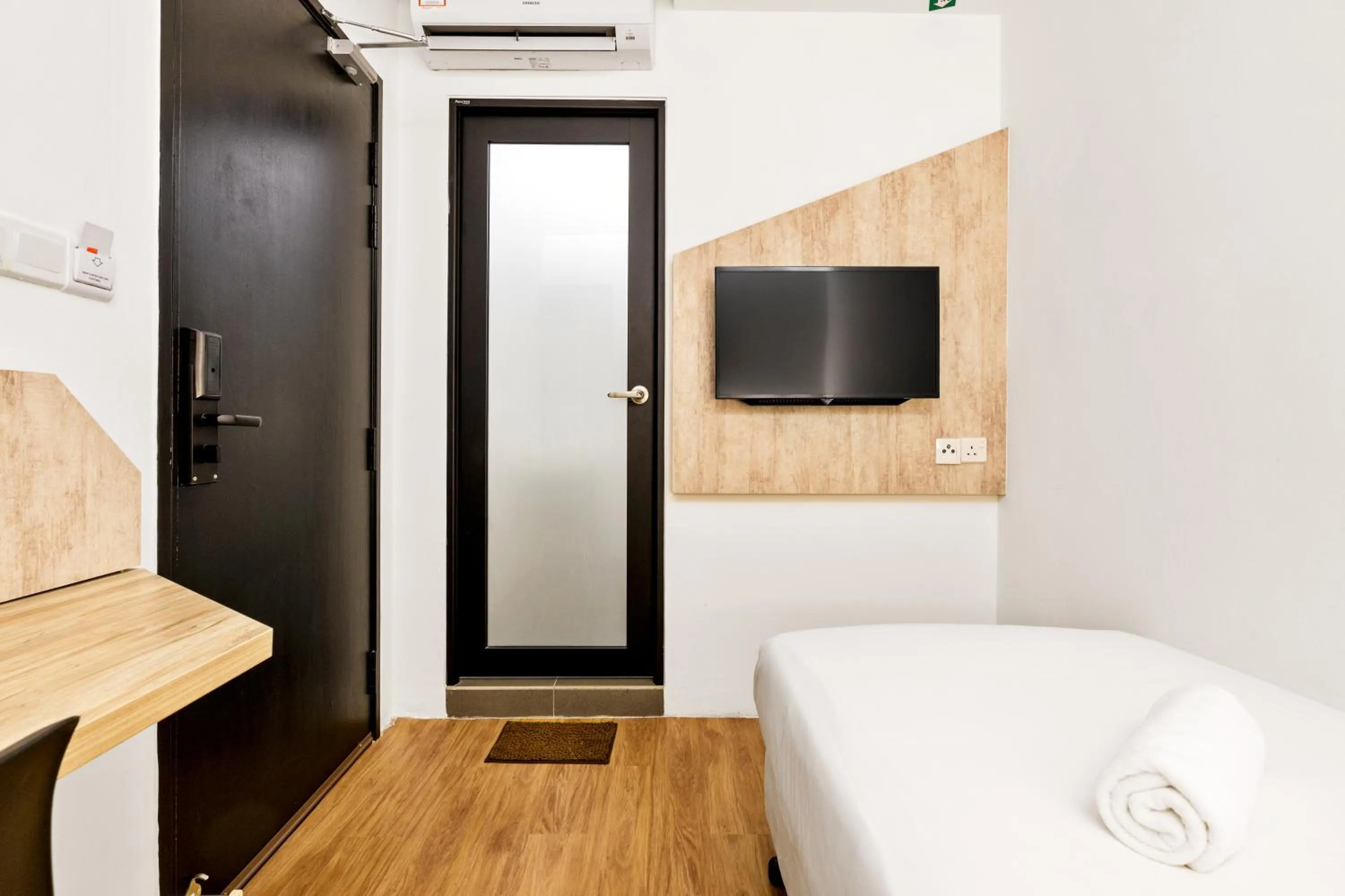 Bed in Rica Hotel Usj