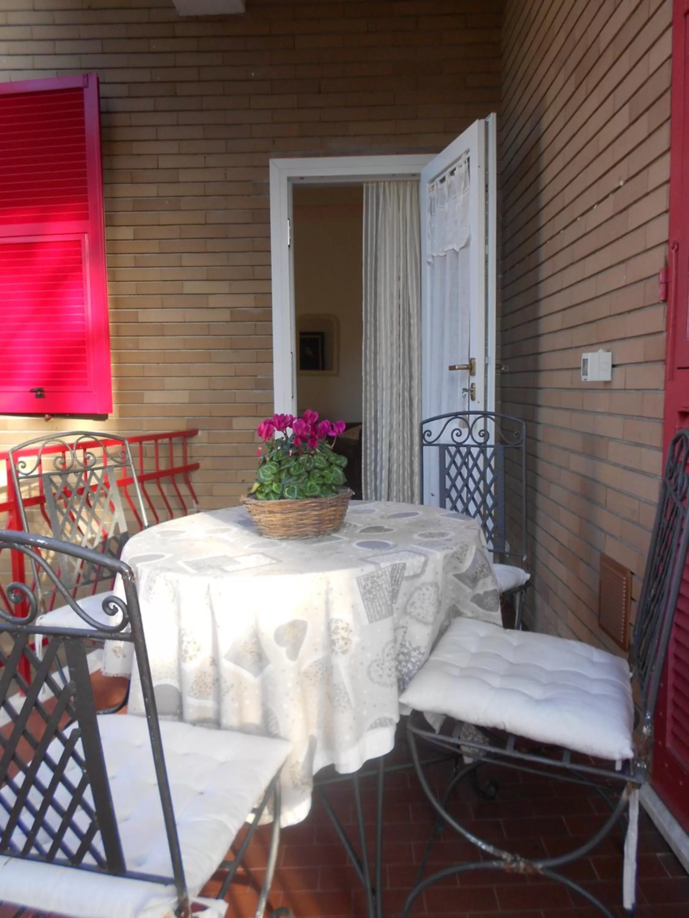 Balcony/Terrace in B&BLa collina dei ciliegi