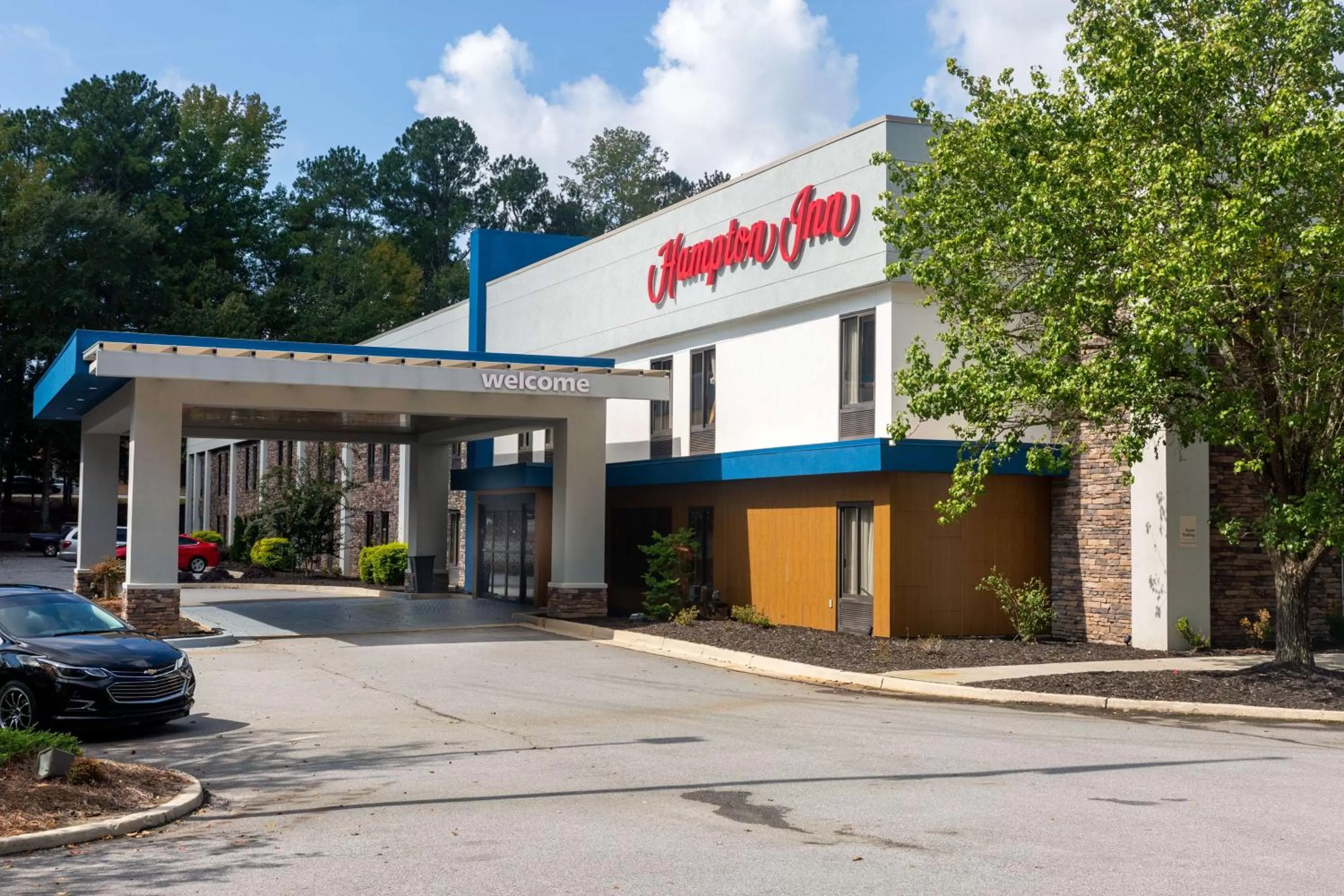 Property building in Hampton Inn Atlanta/Peachtree City