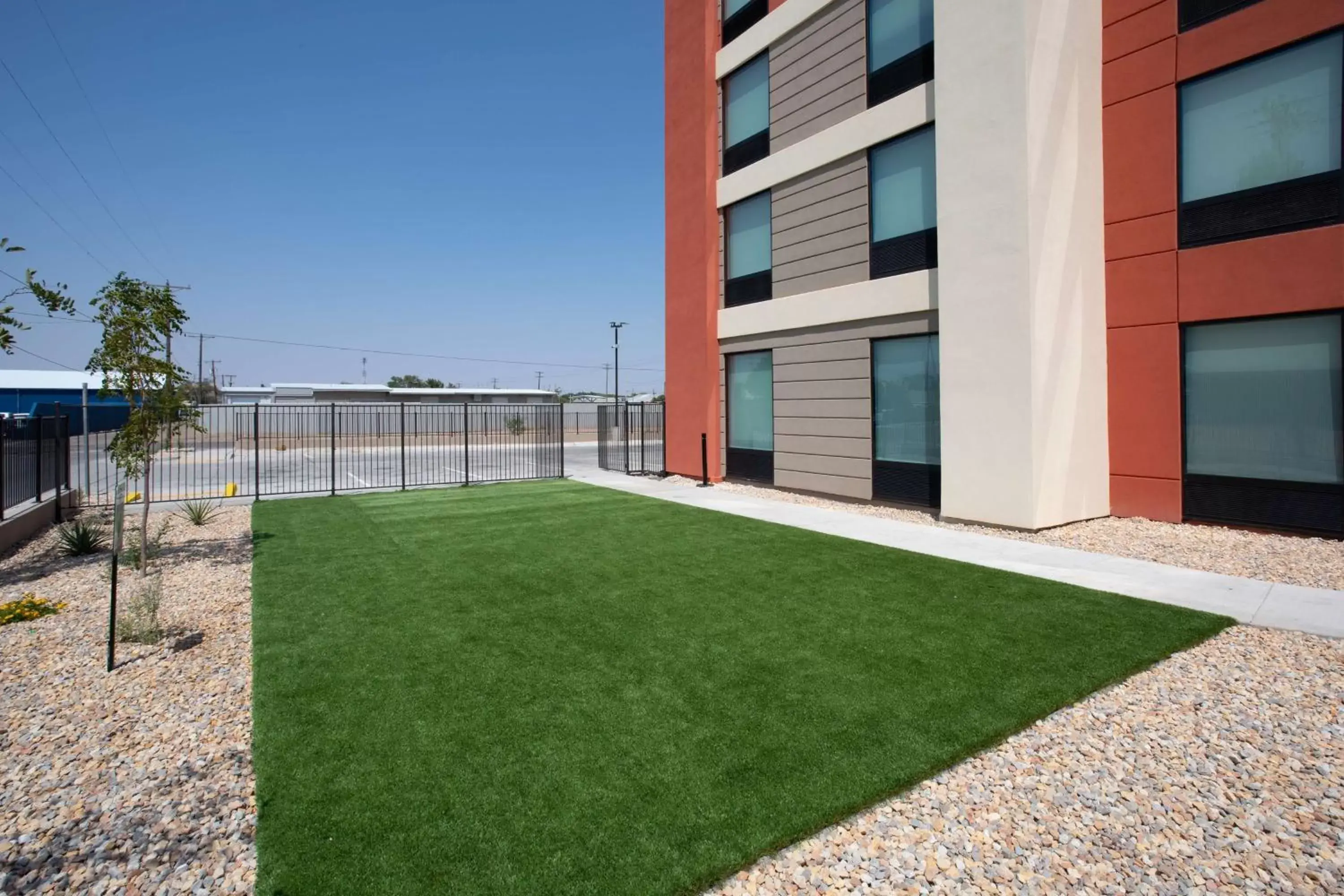 Property building in Home2 Suites by Hilton Roswell, NM Property building in Home2 Suites by Hilton Roswell, NM