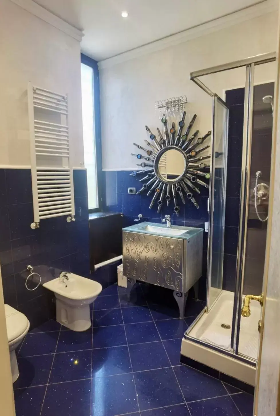 Shower, Bathroom in Contessa Arrivabene Antica Dimora