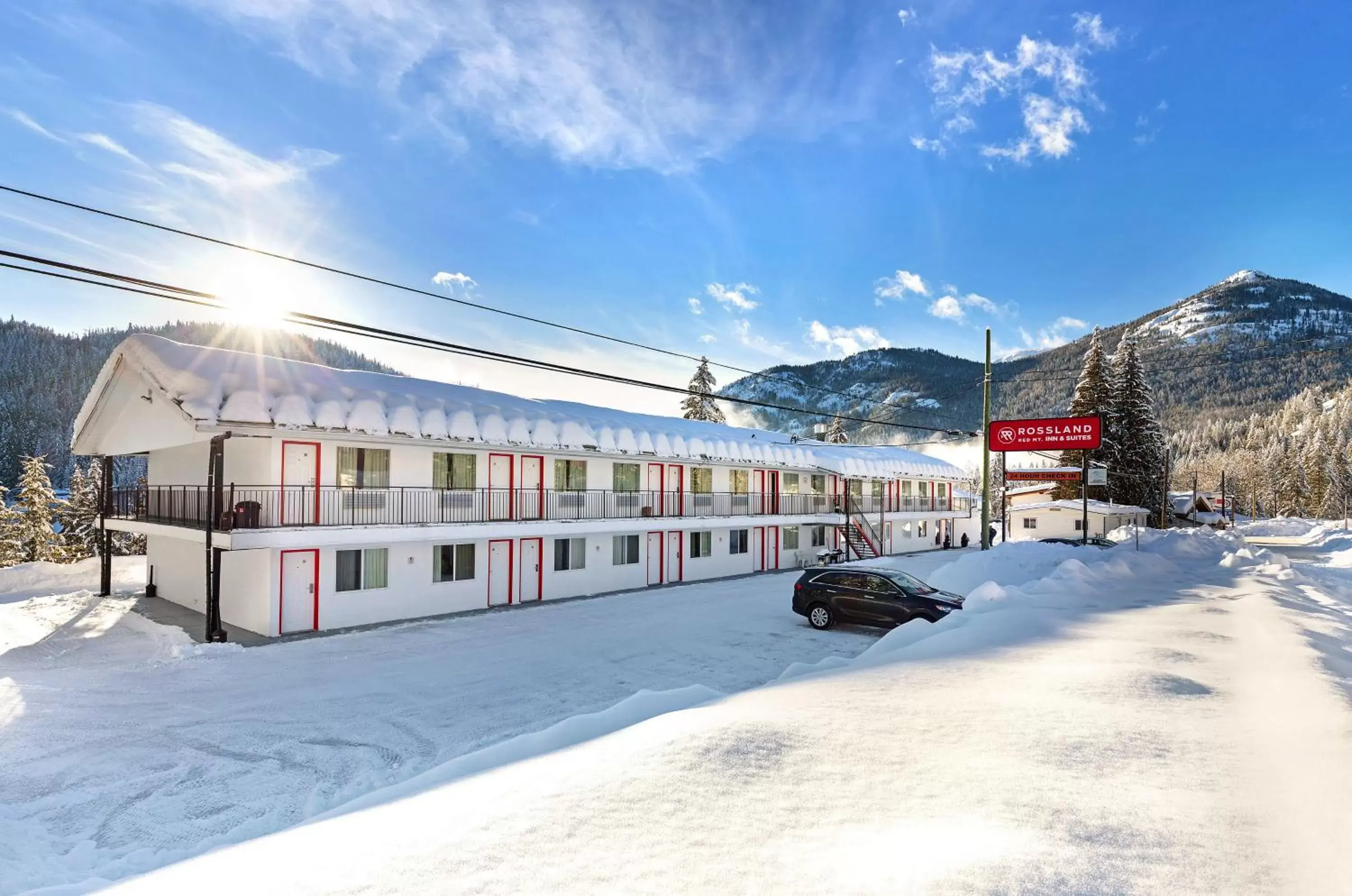 Facade/entrance, Winter in SureStay Hotel by Best Western Rossland Red Mountain