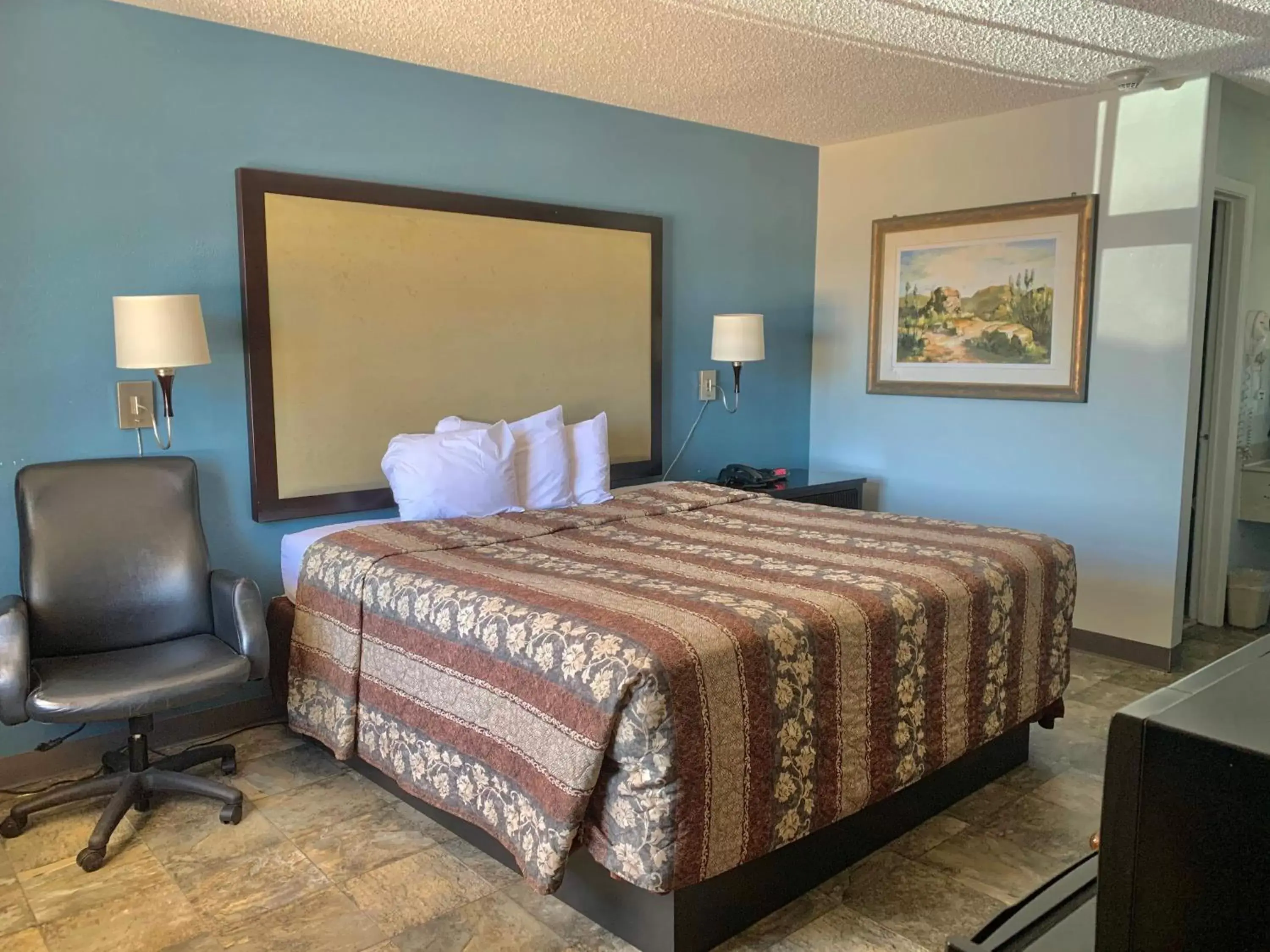 Bedroom, Bed in Best Price Motel & Suites