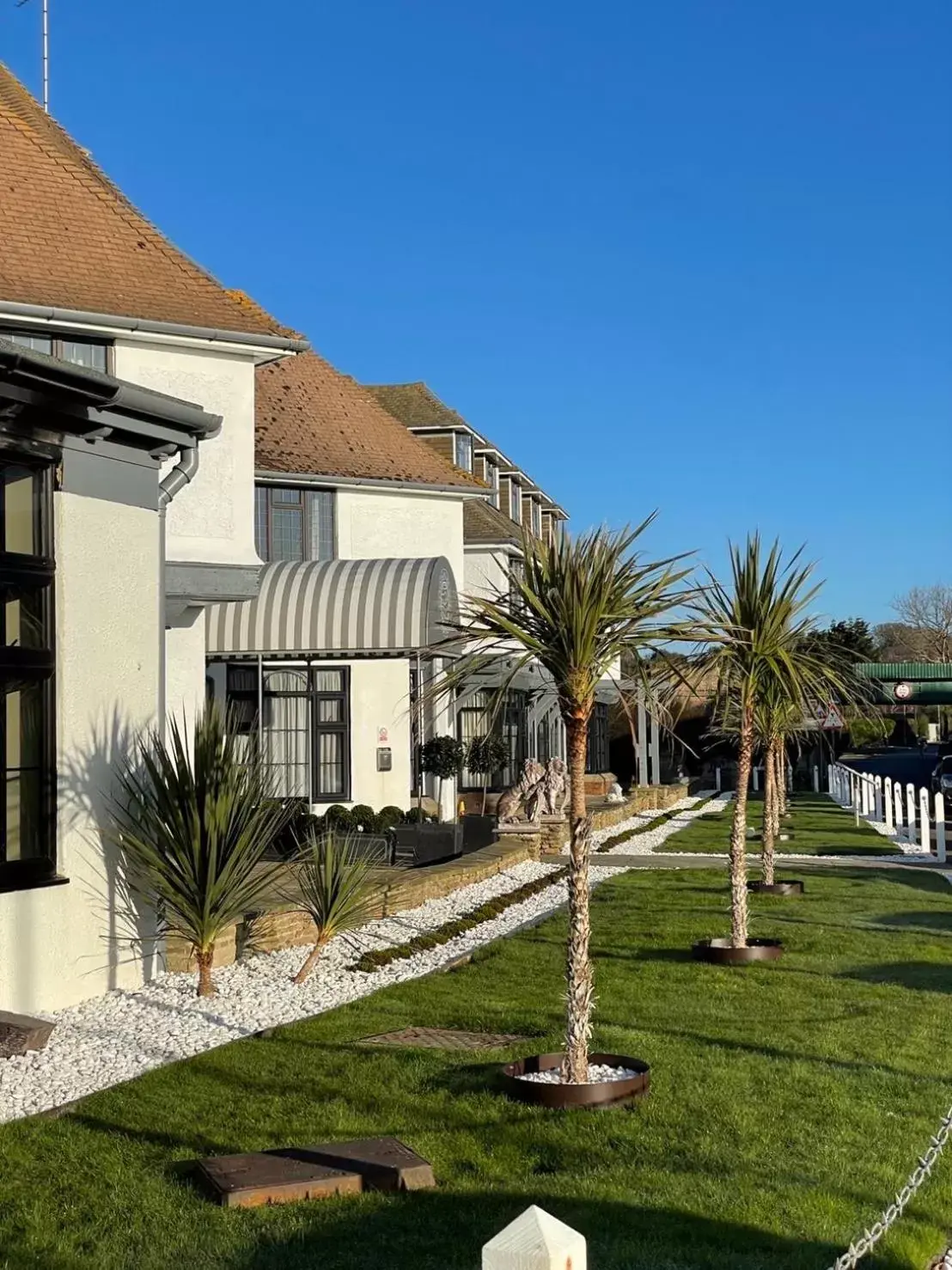 Property Building in The Relais Cooden Beach