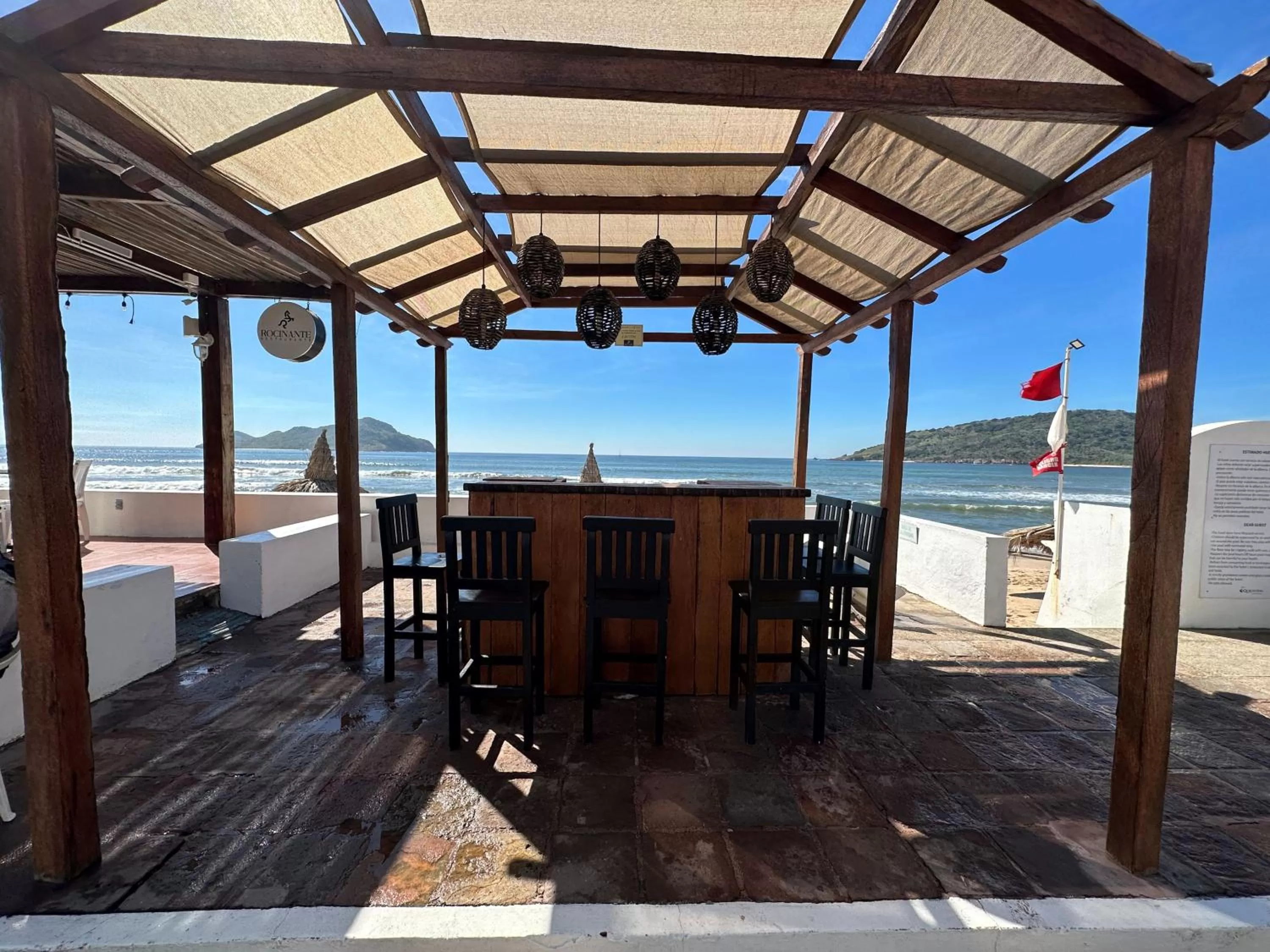 Property building in Hotel Quijote Inn