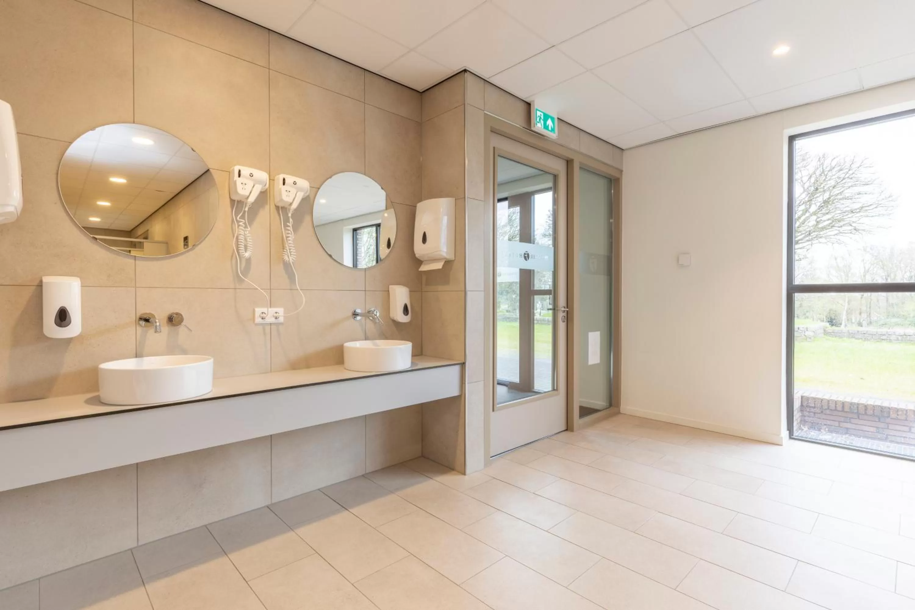 Bathroom in Fletcher Familiehotel De Hunzebergen