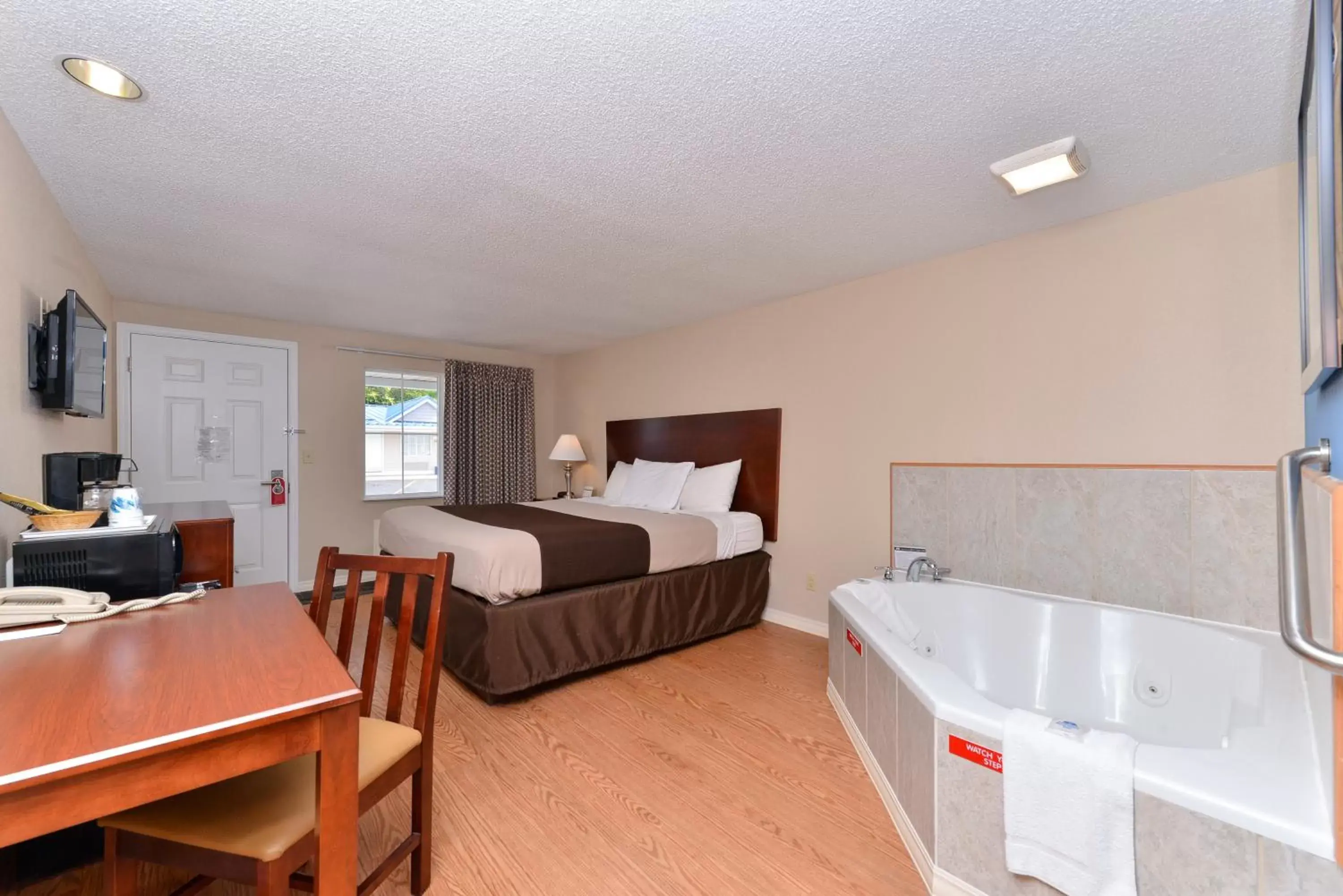 Double Room in Americas Best Value Inn-Saint Clairsville/Wheeling