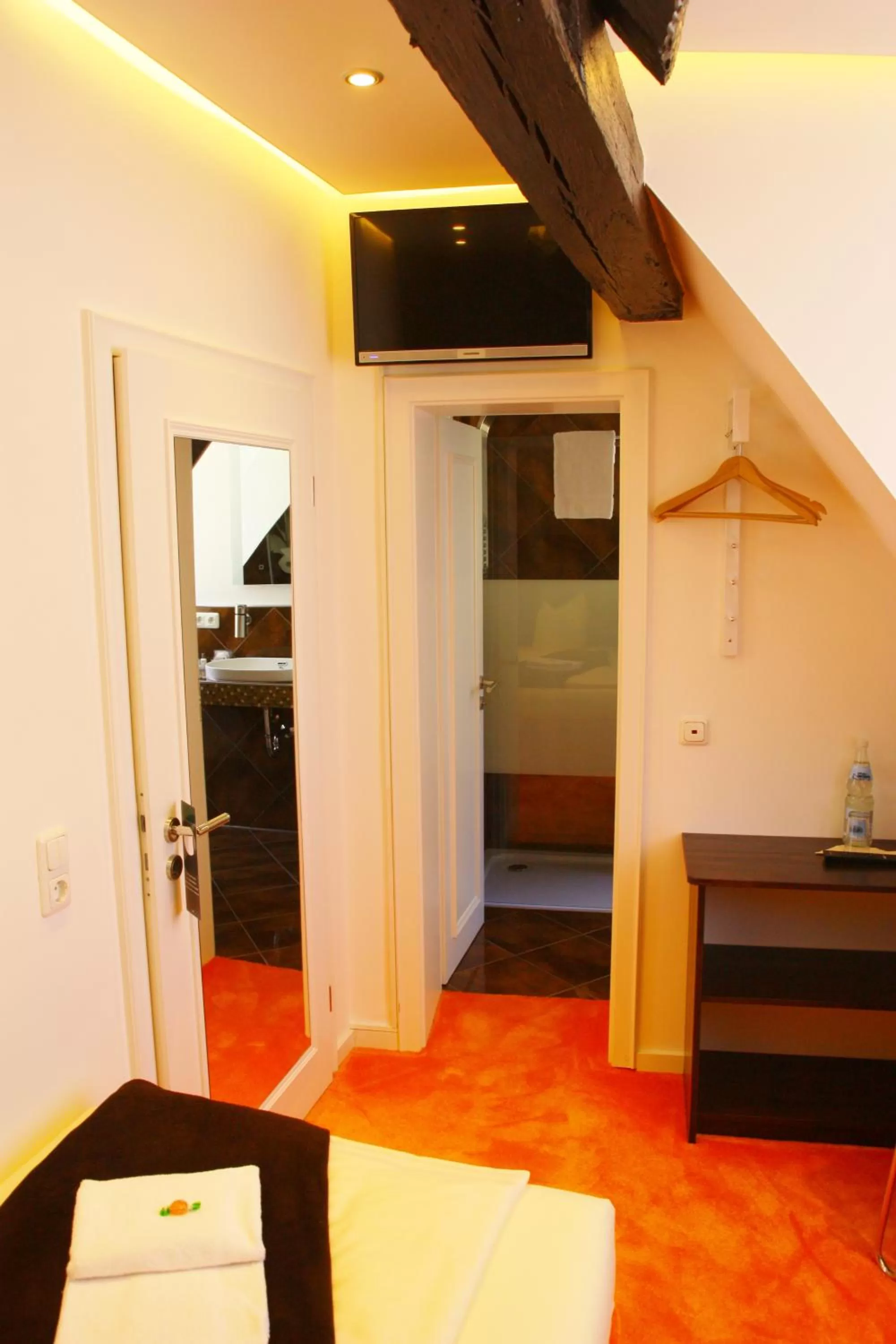 Photo of the whole room, Bed in Hotel am Schloss