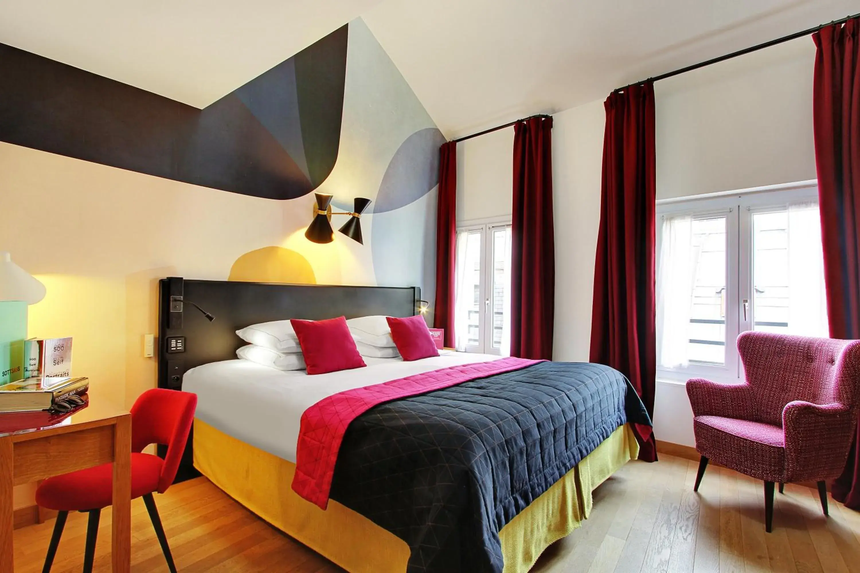Bedroom, Bed in Artus Hotel