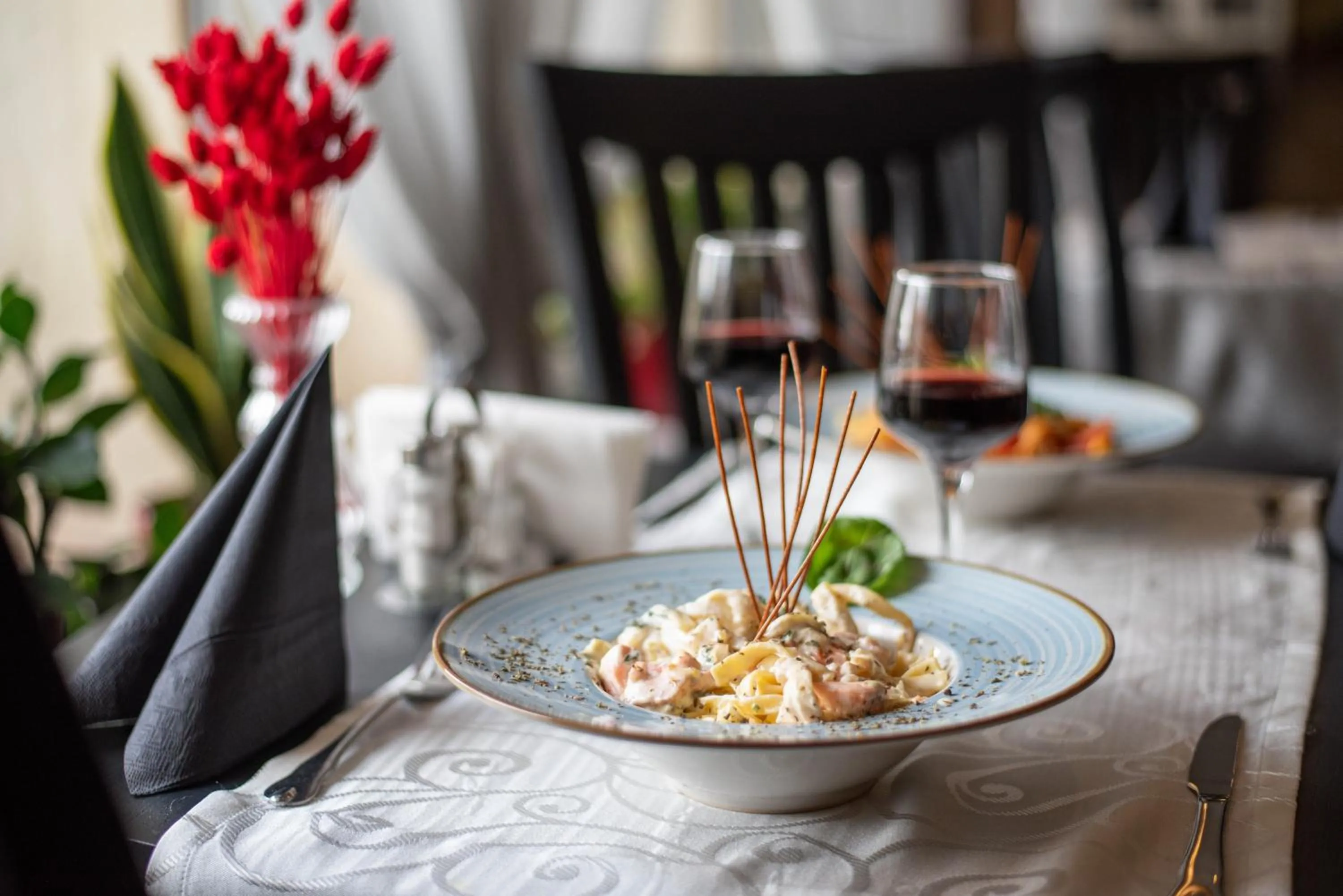 Restaurant/places to eat in Hotel Marea Neagra