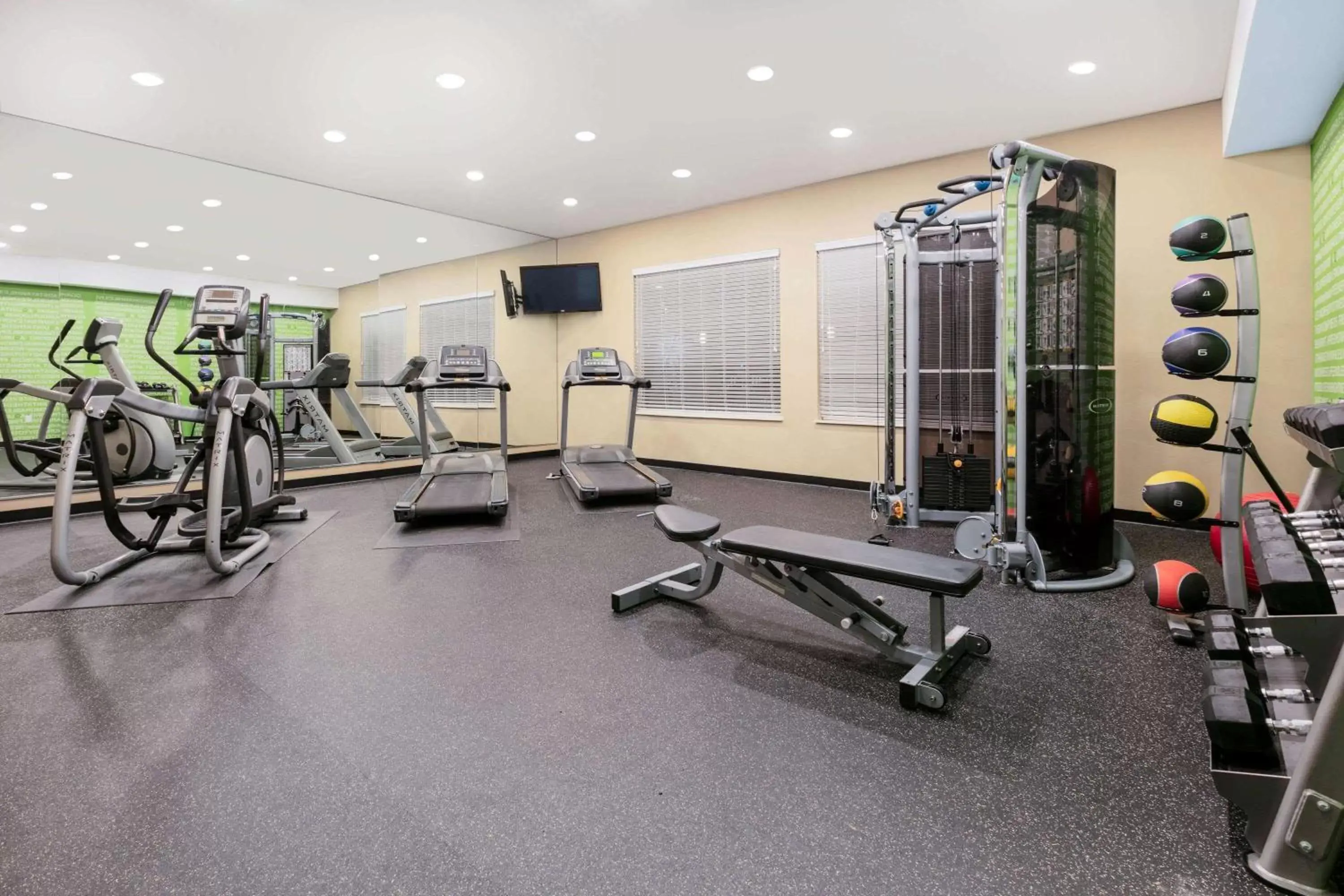 Fitness centre/facilities, Fitness Center/Facilities in La Quinta by Wyndham Tyler - University Area
