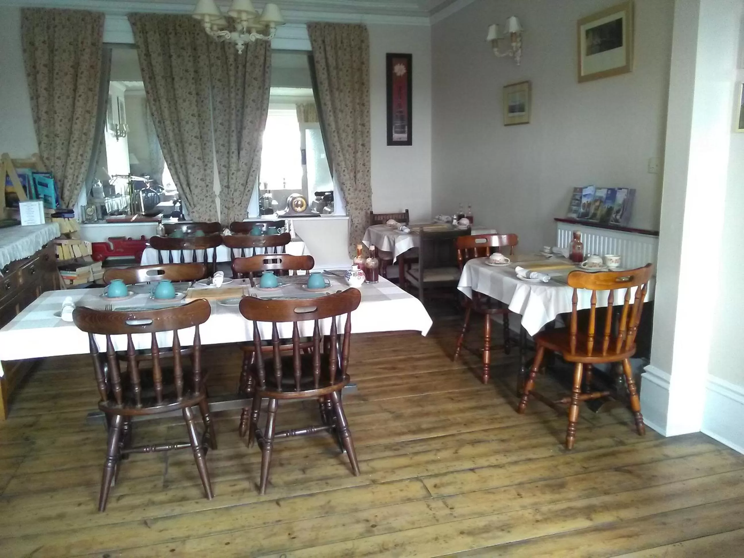 Restaurant/Places to Eat in The Iverna