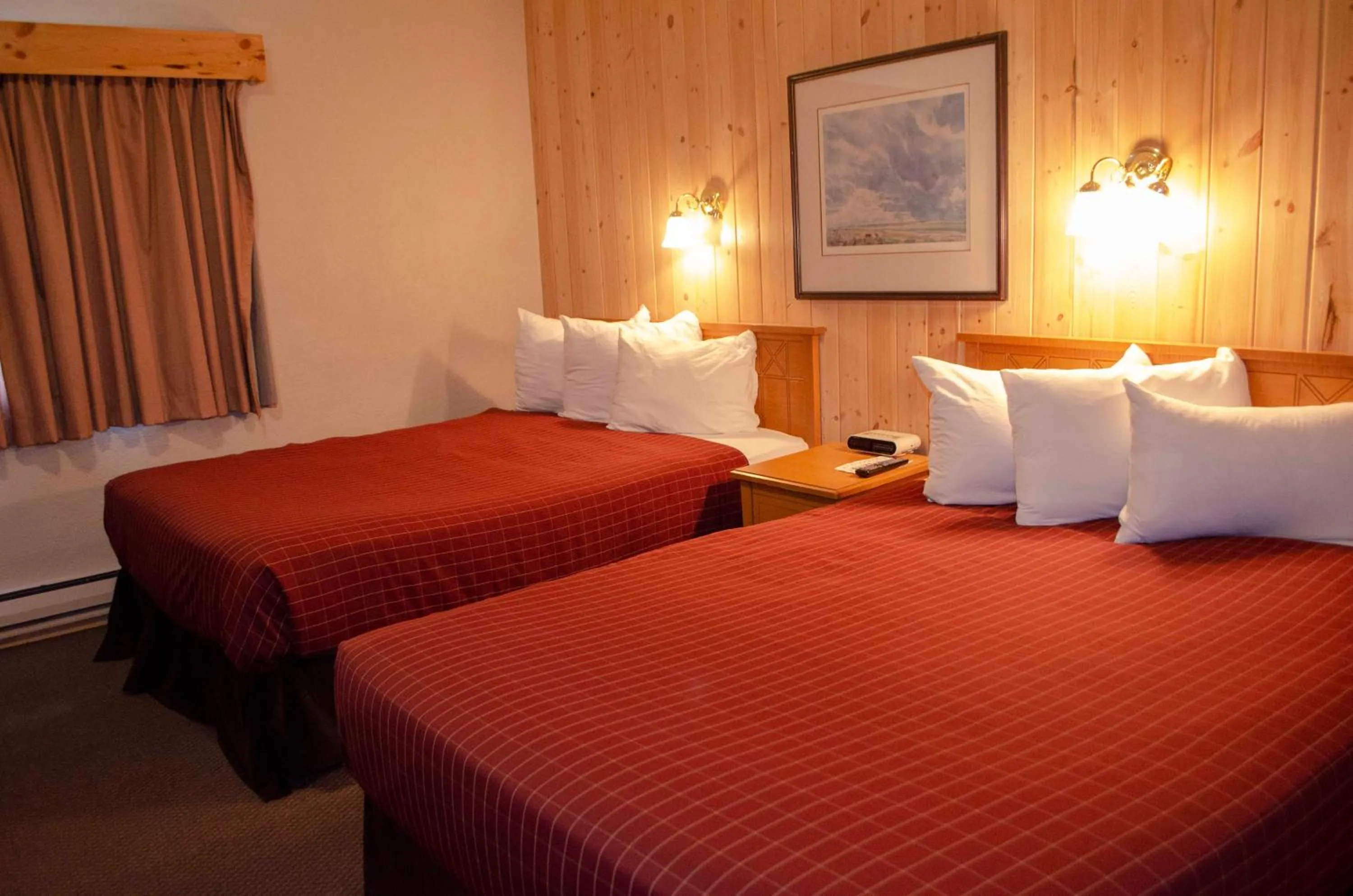 Bed in Aspen Village