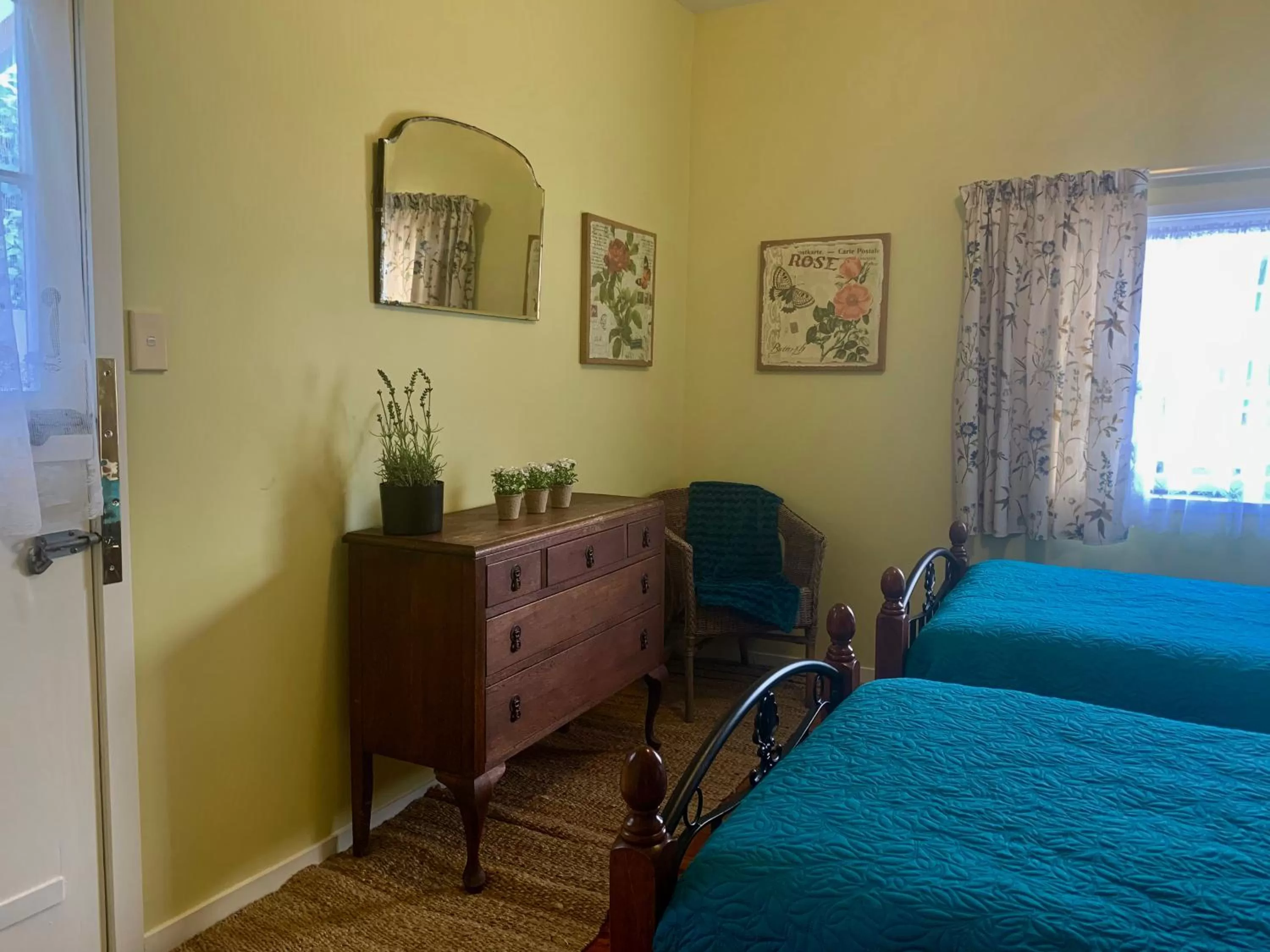 Bedroom, Bed in Karamana Homestead (1872)
