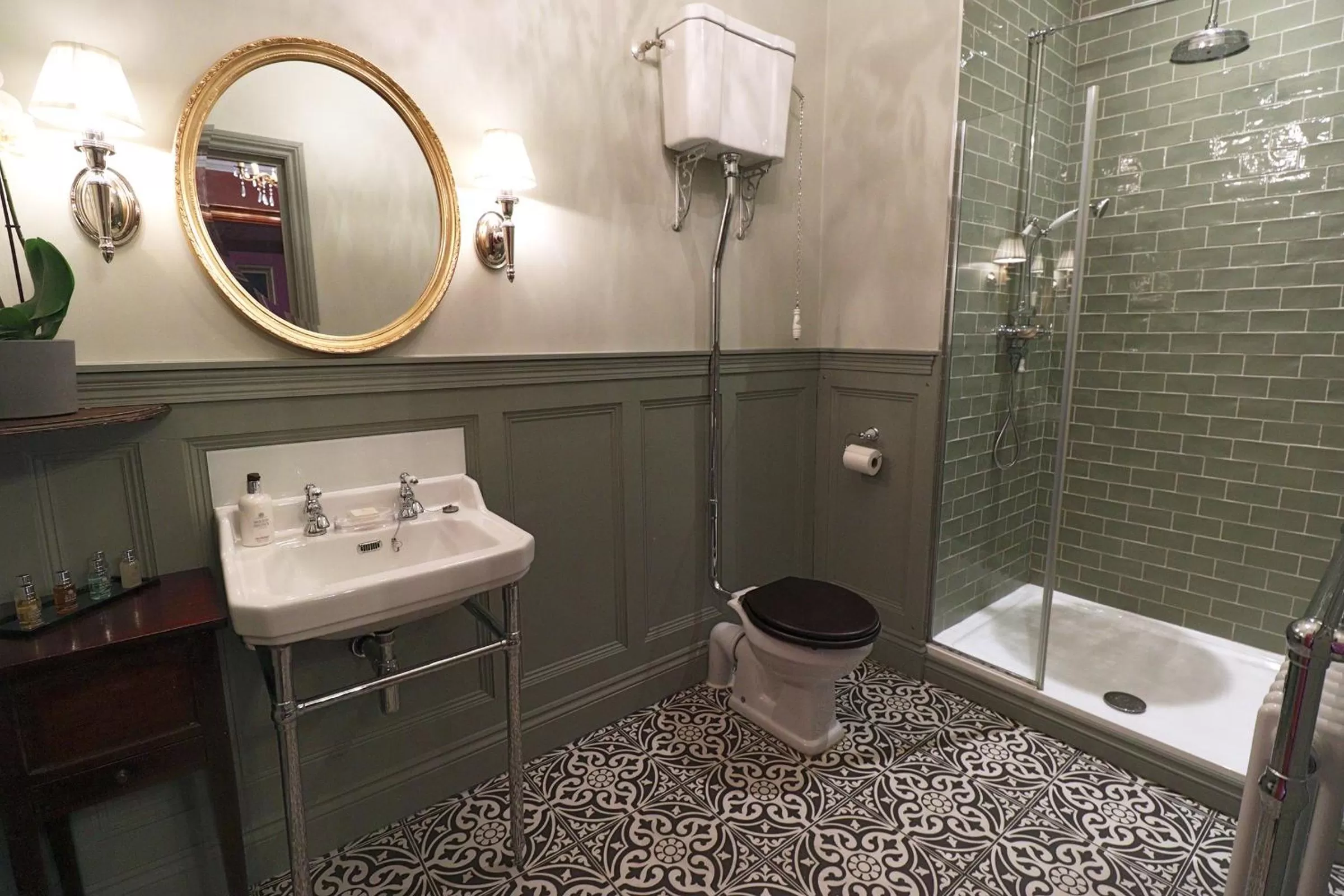 Shower in The Georgian Swansea