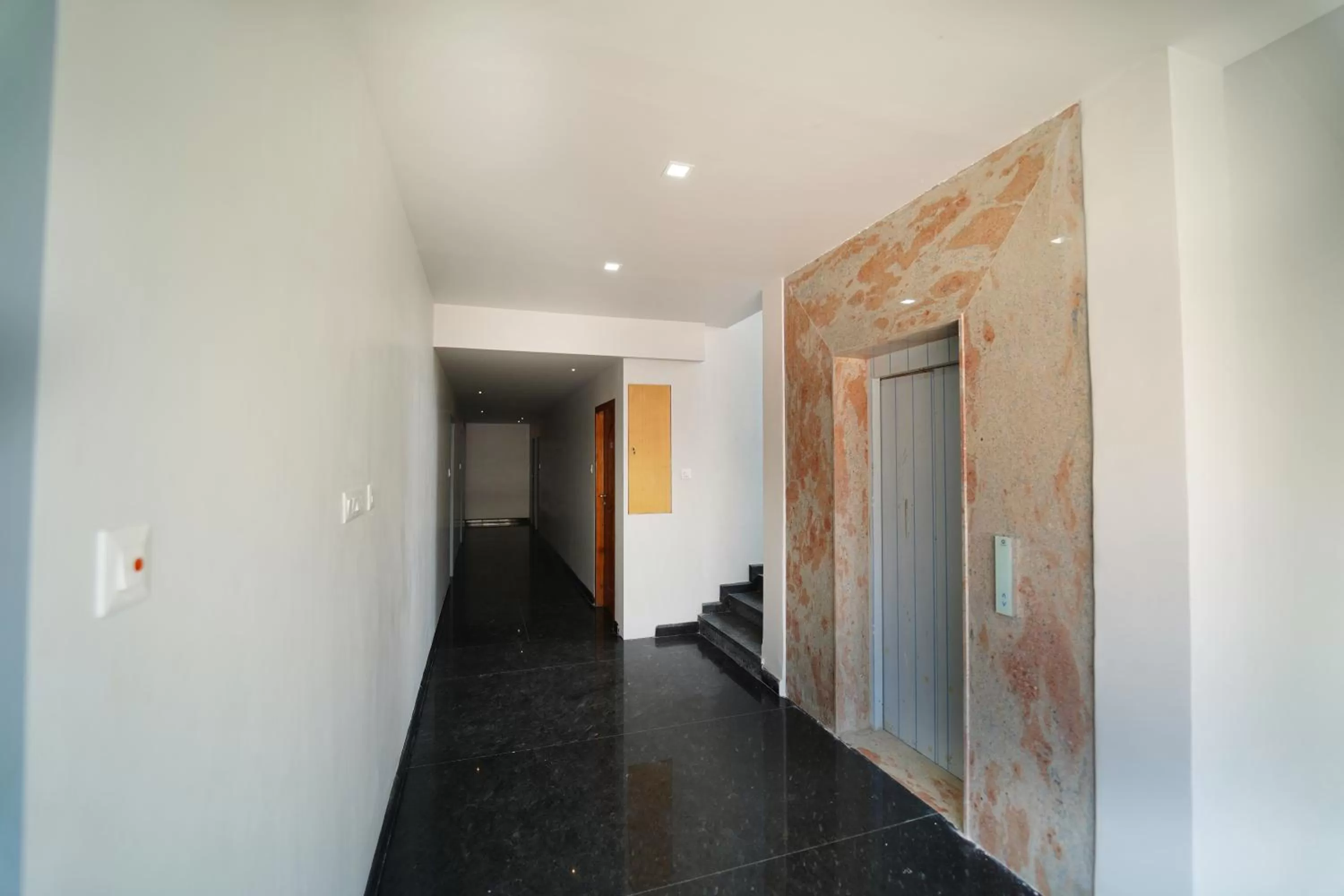 elevator in Moshisnest Madurai