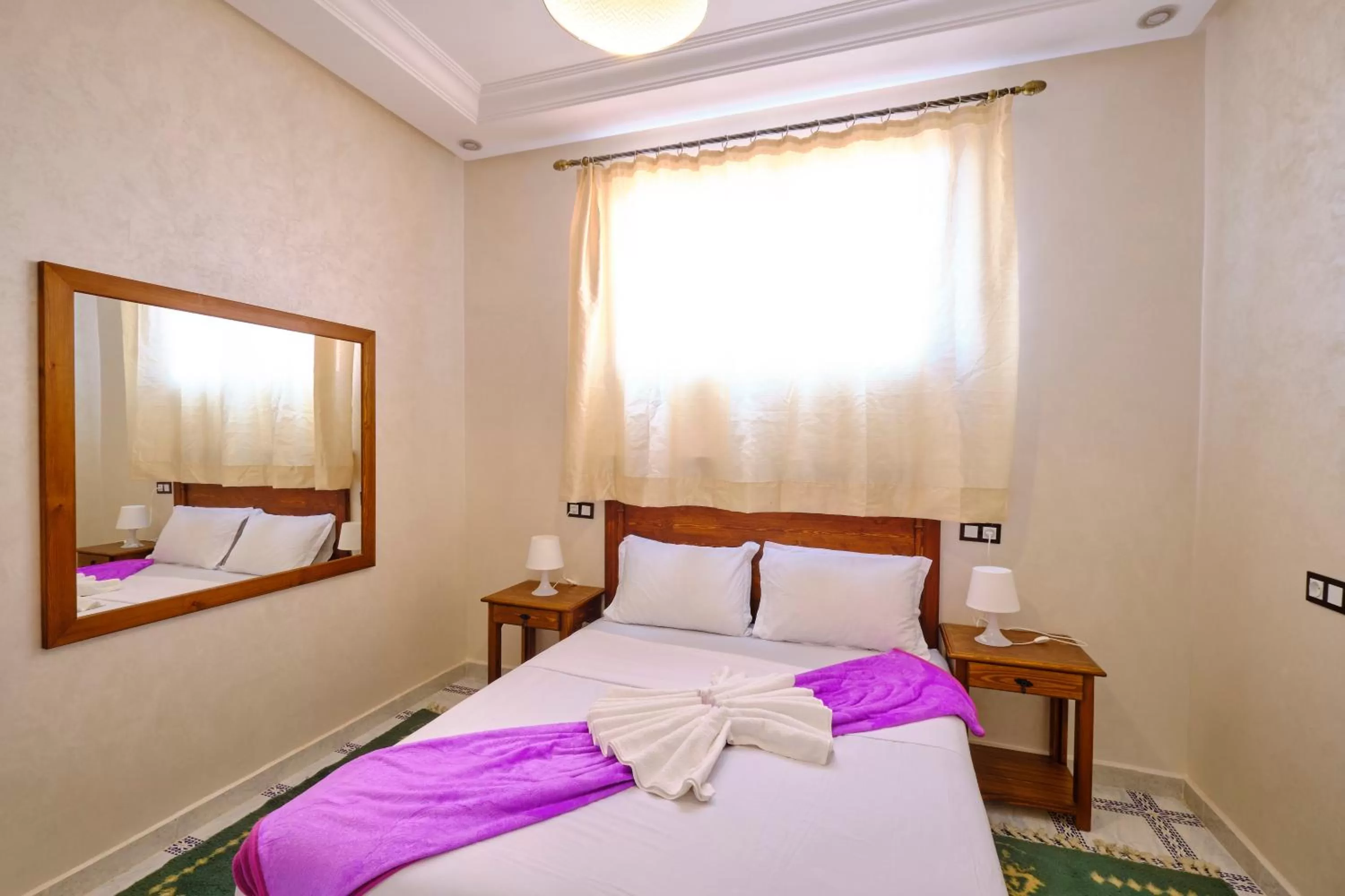 Photo of the whole room, Bed in Hotel Central Palace