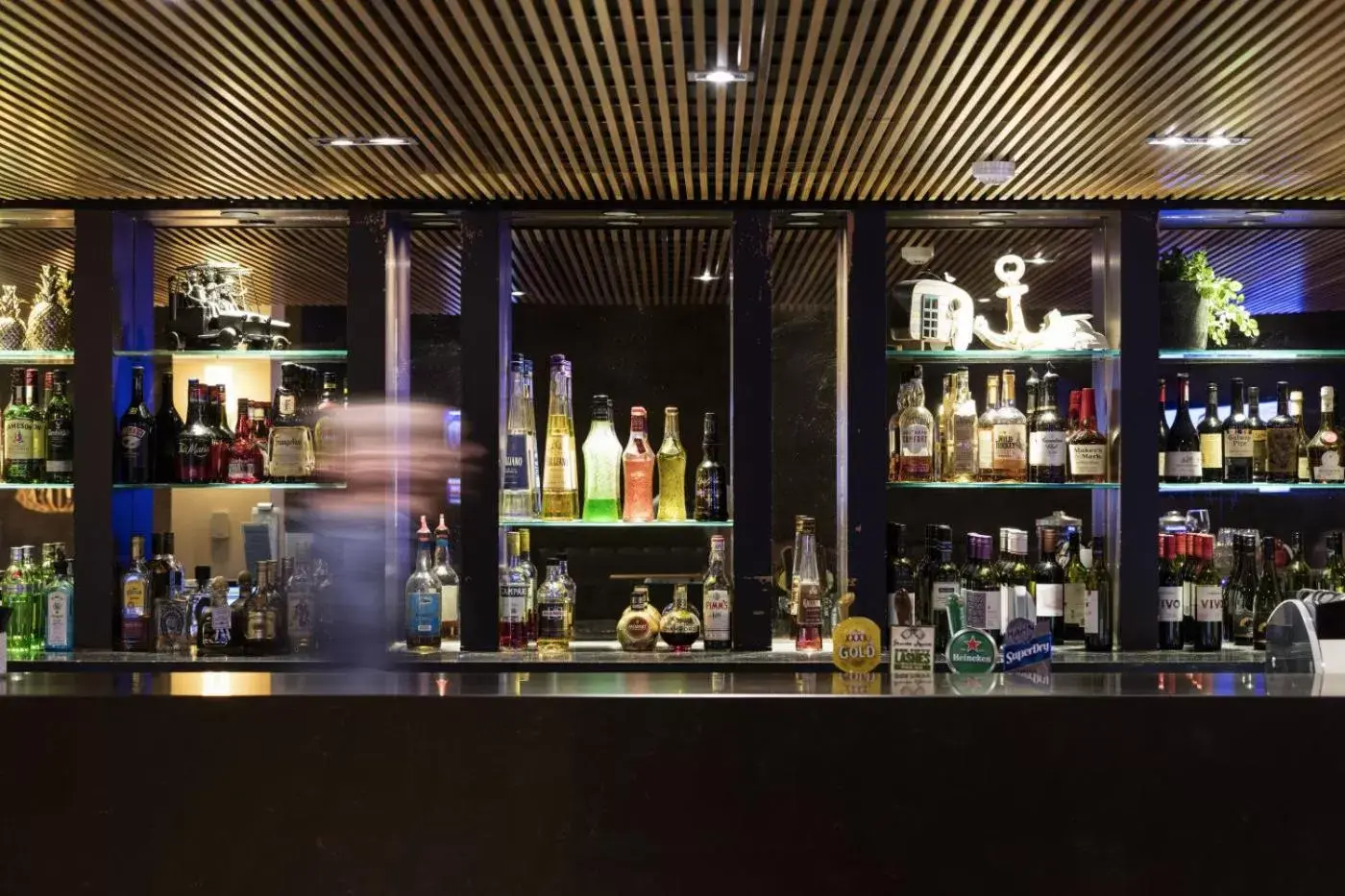 Lounge or bar in Mercure Gold Coast Resort