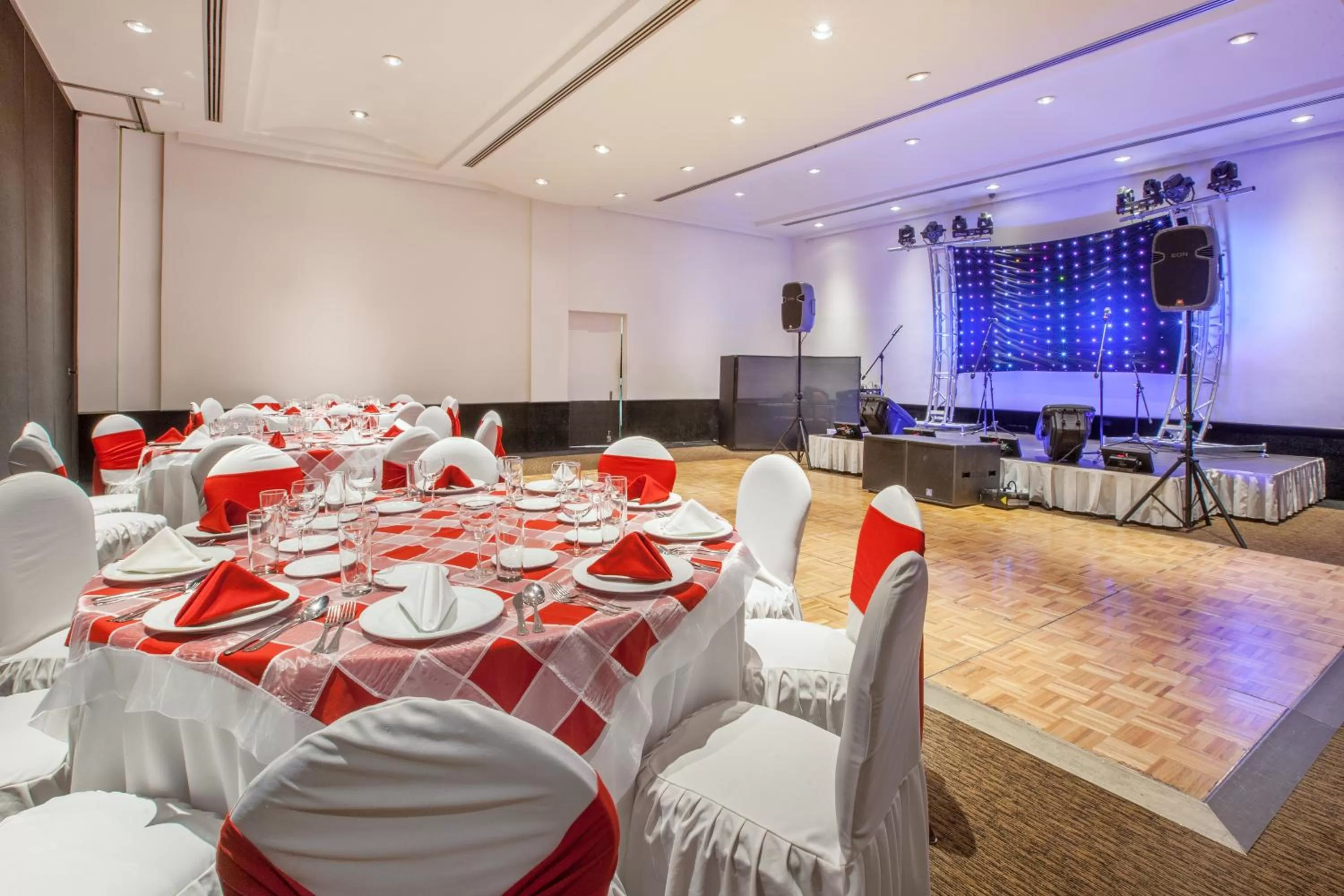 Banquet/Function facilities in Crowne Plaza Toluca - Lancaster by IHG