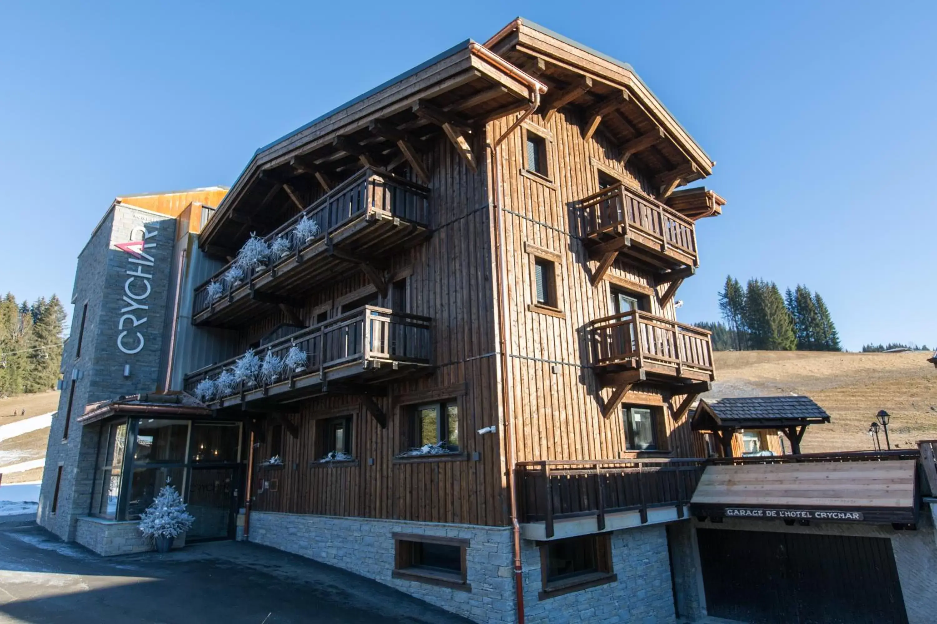 Facade/entrance, Property Building in Hôtel Spa Crychar