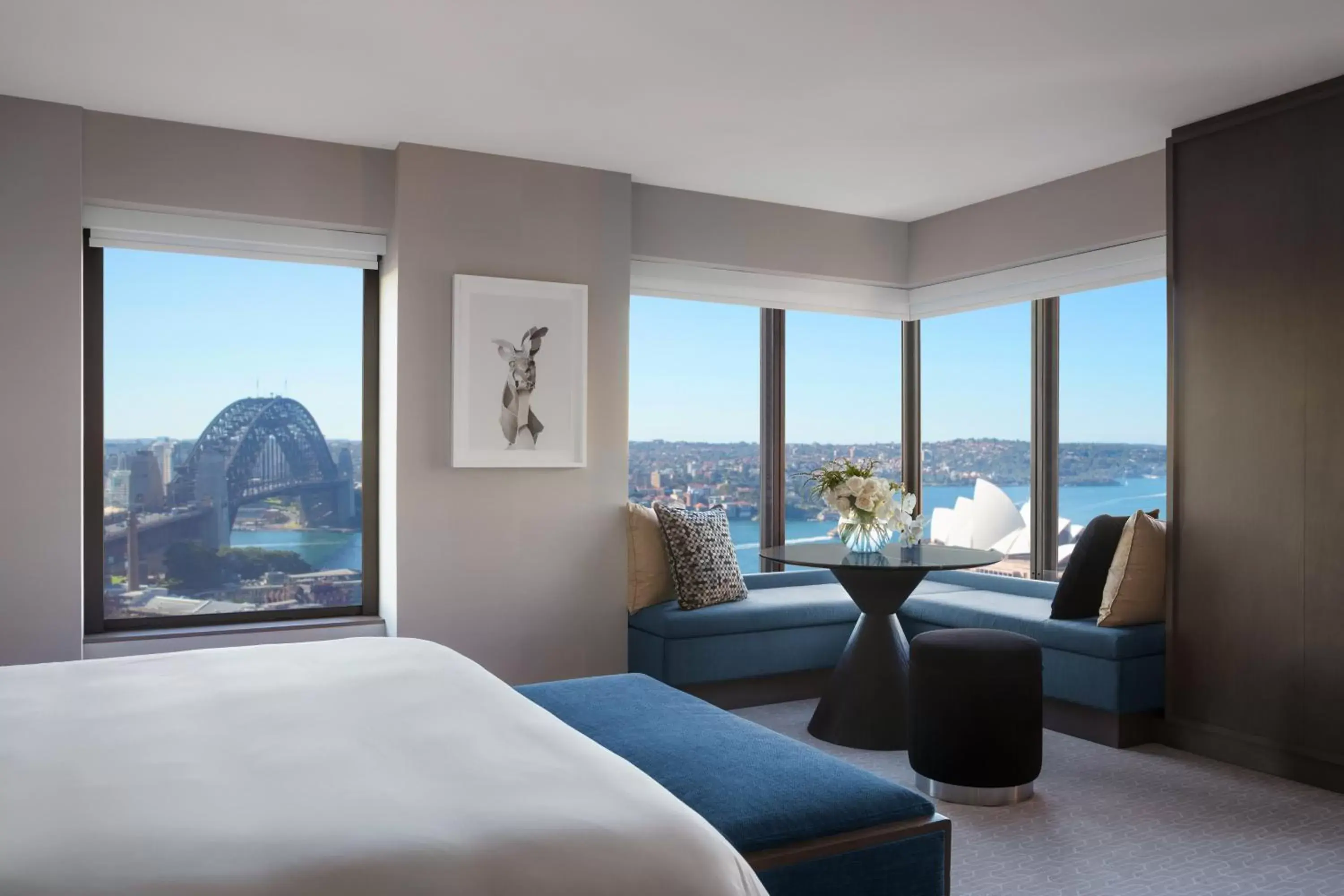 Sea view, Mountain View in Four Seasons Hotel Sydney