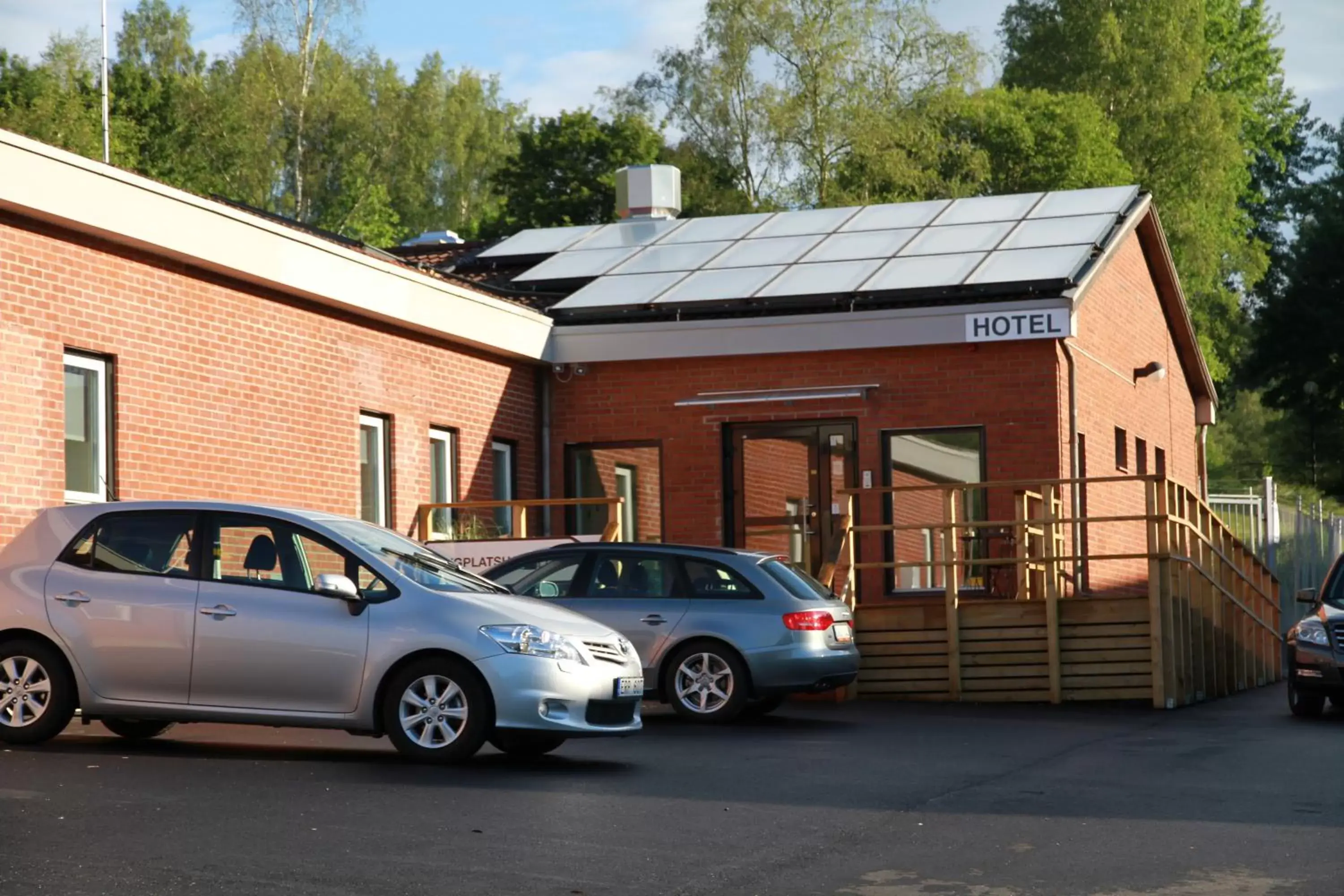 Facade/entrance in Flygplatshotellet Facade/entrance in Flygplatshotellet