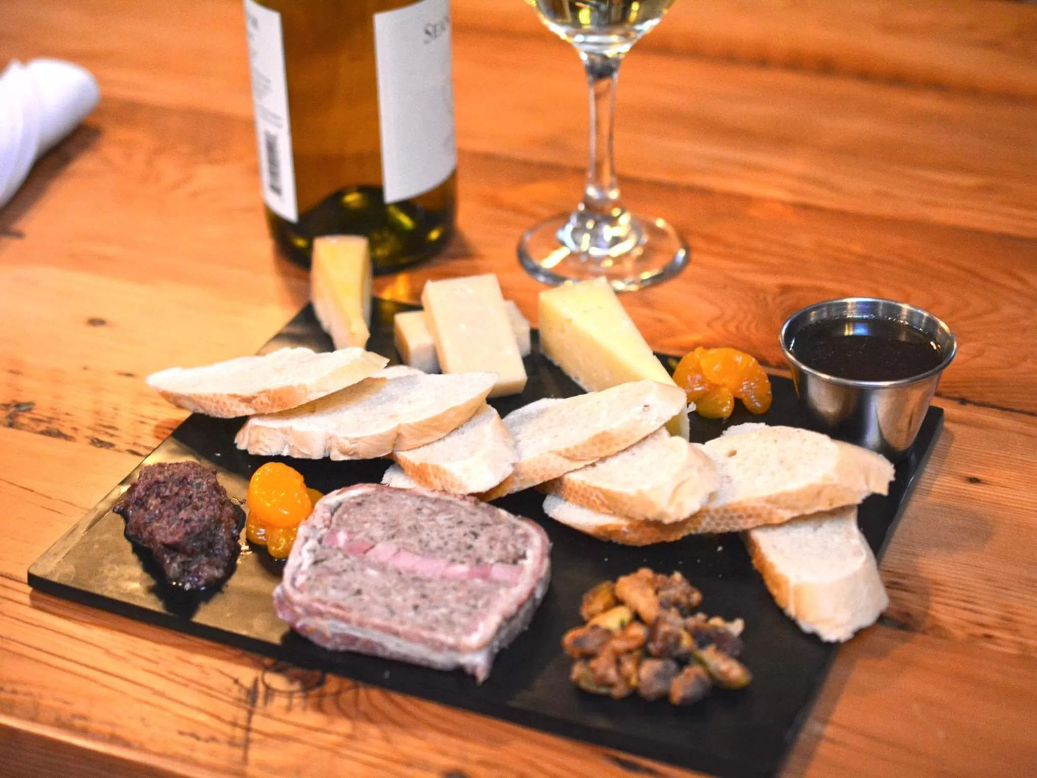 Food close-up in Hyde Away Inn