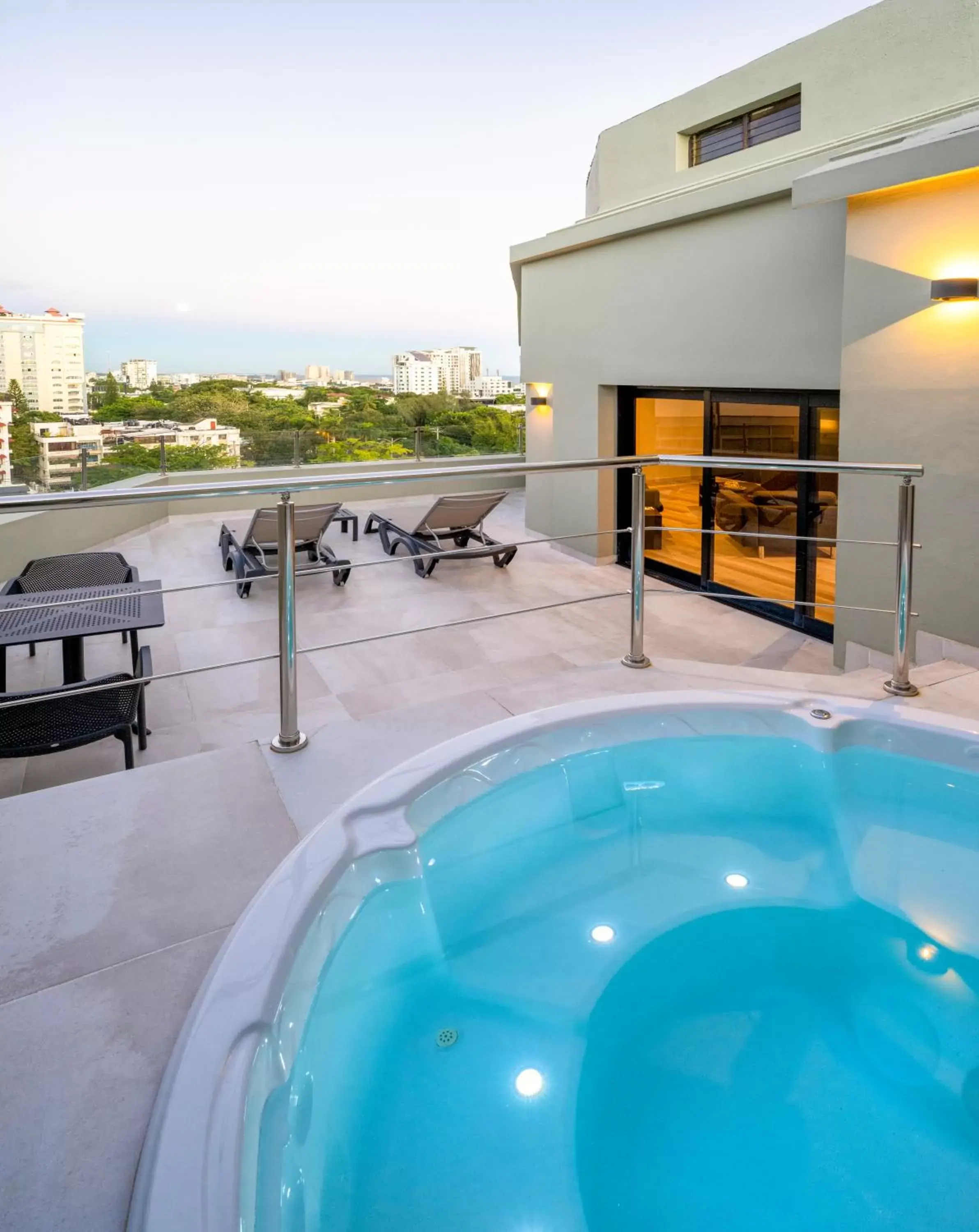 Balcony/Terrace, Swimming Pool in W&P Santo Domingo