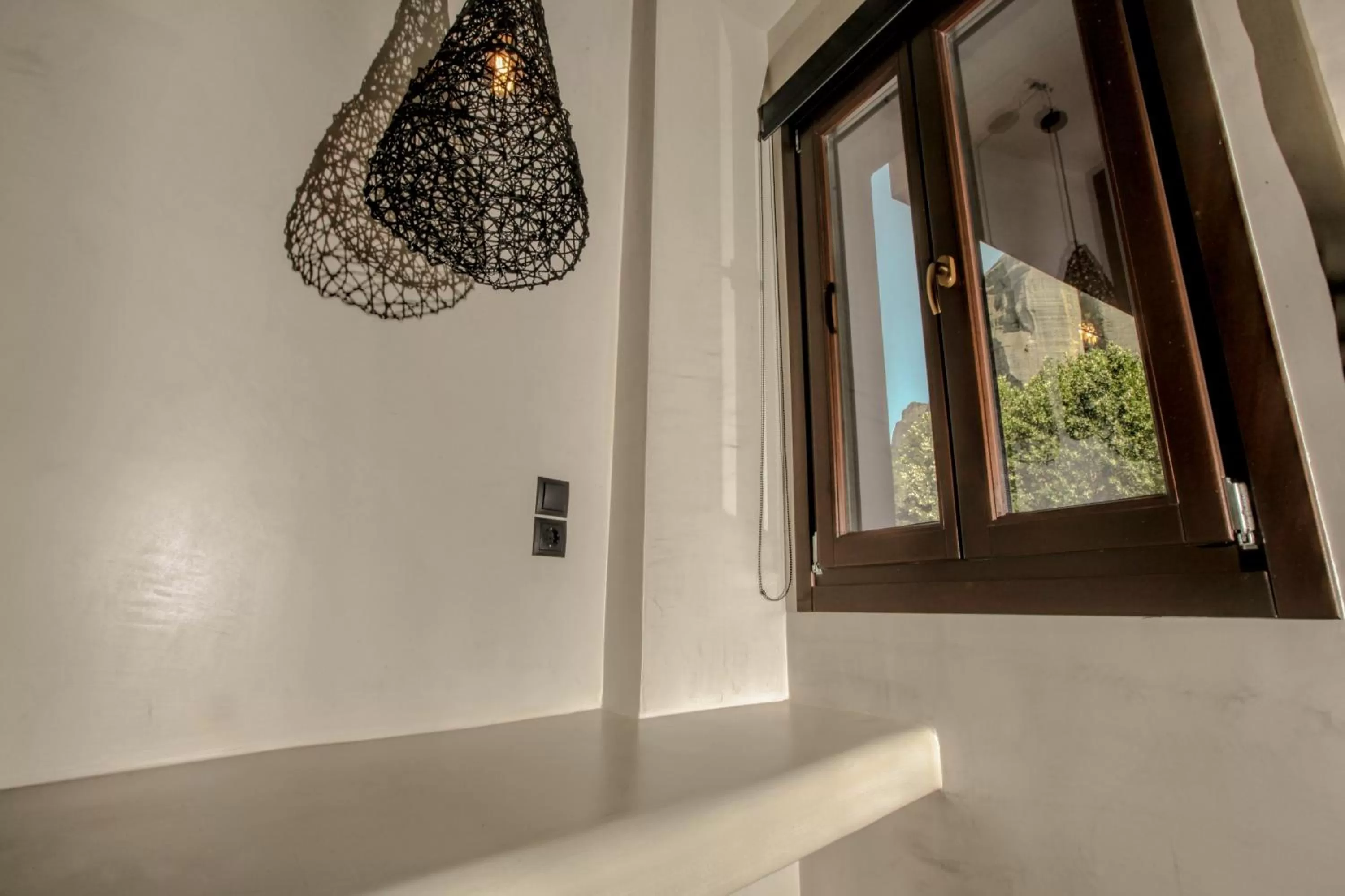 Landmark view in Meteora Heaven and Earth Kastraki premium suites