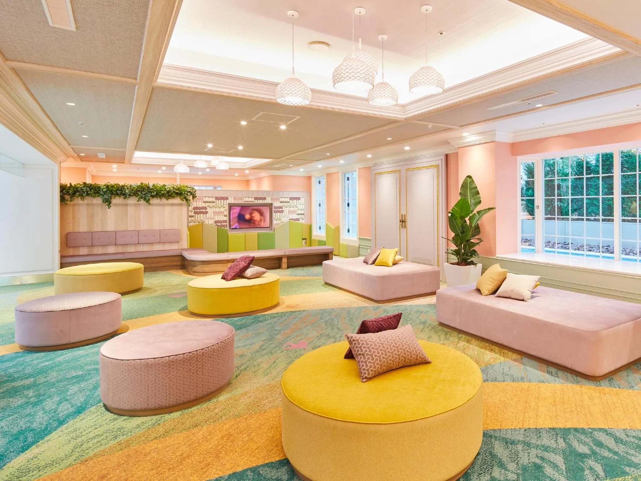 Communal lounge/ TV room in Grand Nikko Tokyo Bay Maihama